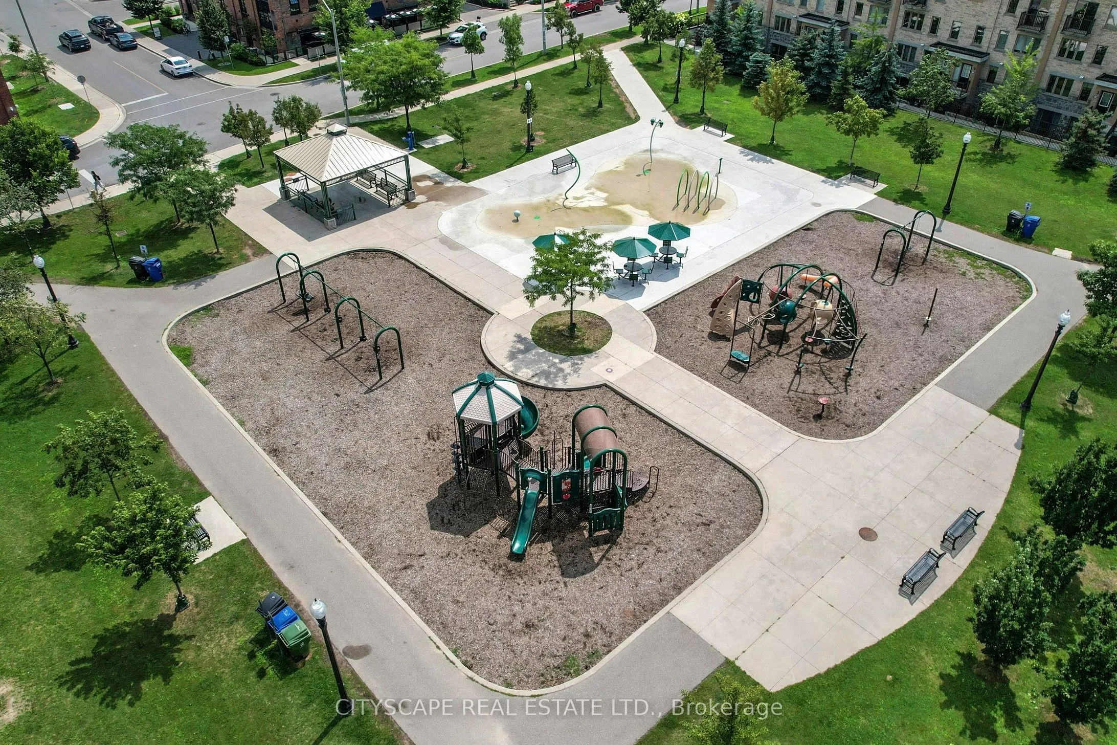 10 Foundry Avenue, #135