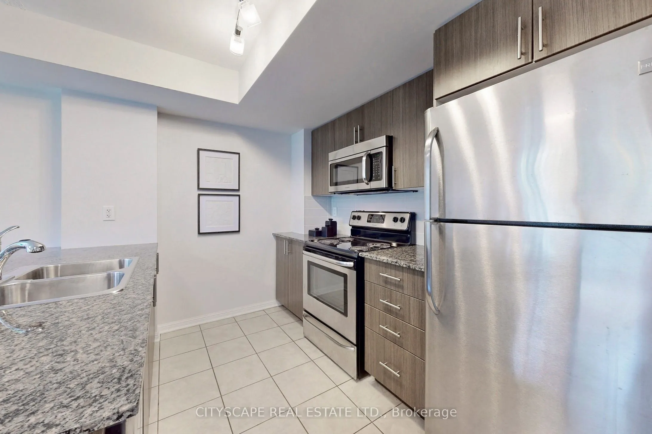 10 Foundry Avenue, #135