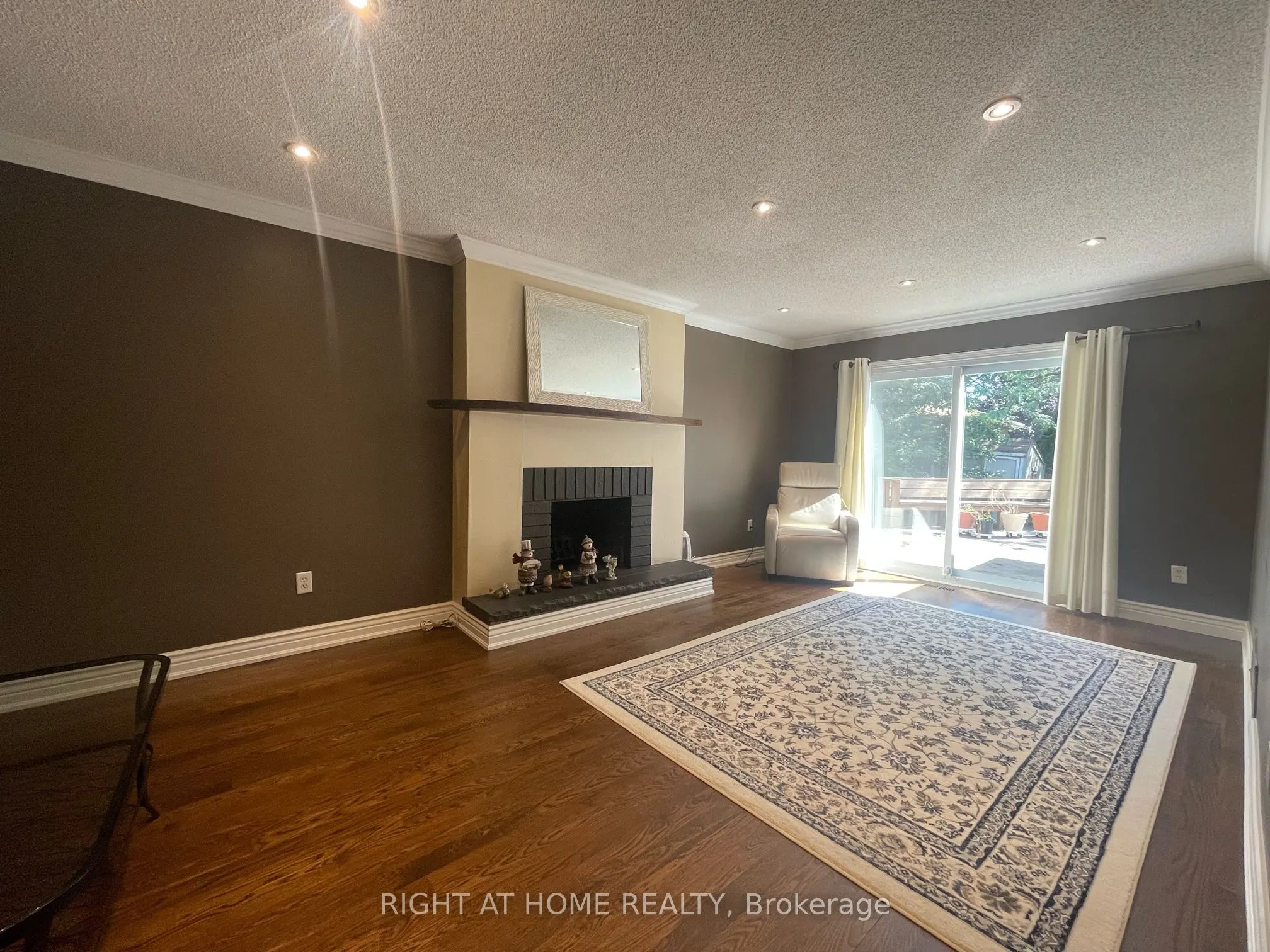 1299 Windrush Drive