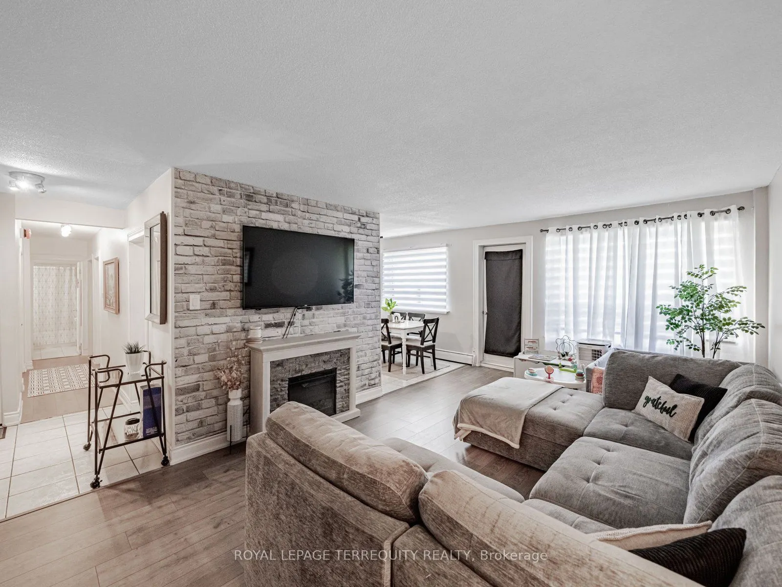 2411 New Street, #205