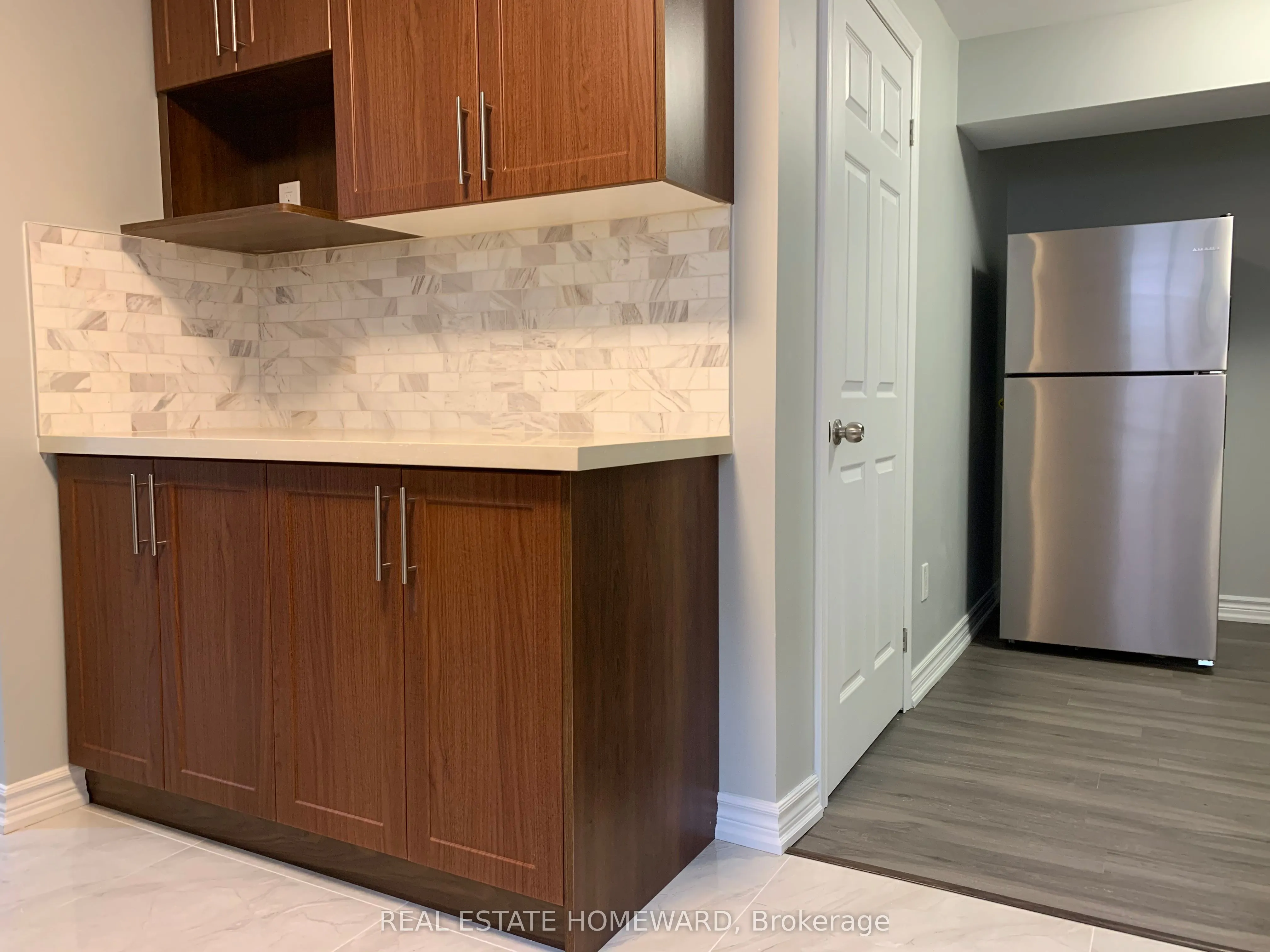 3341 Verhoeven Drive, #Ground & Bsmt