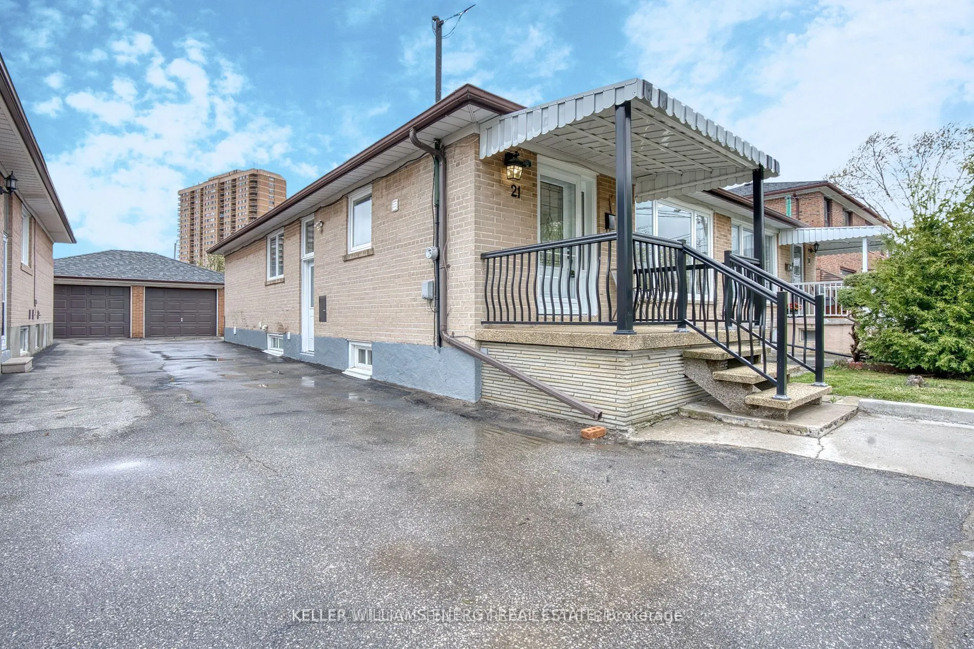21 Neames Crescent