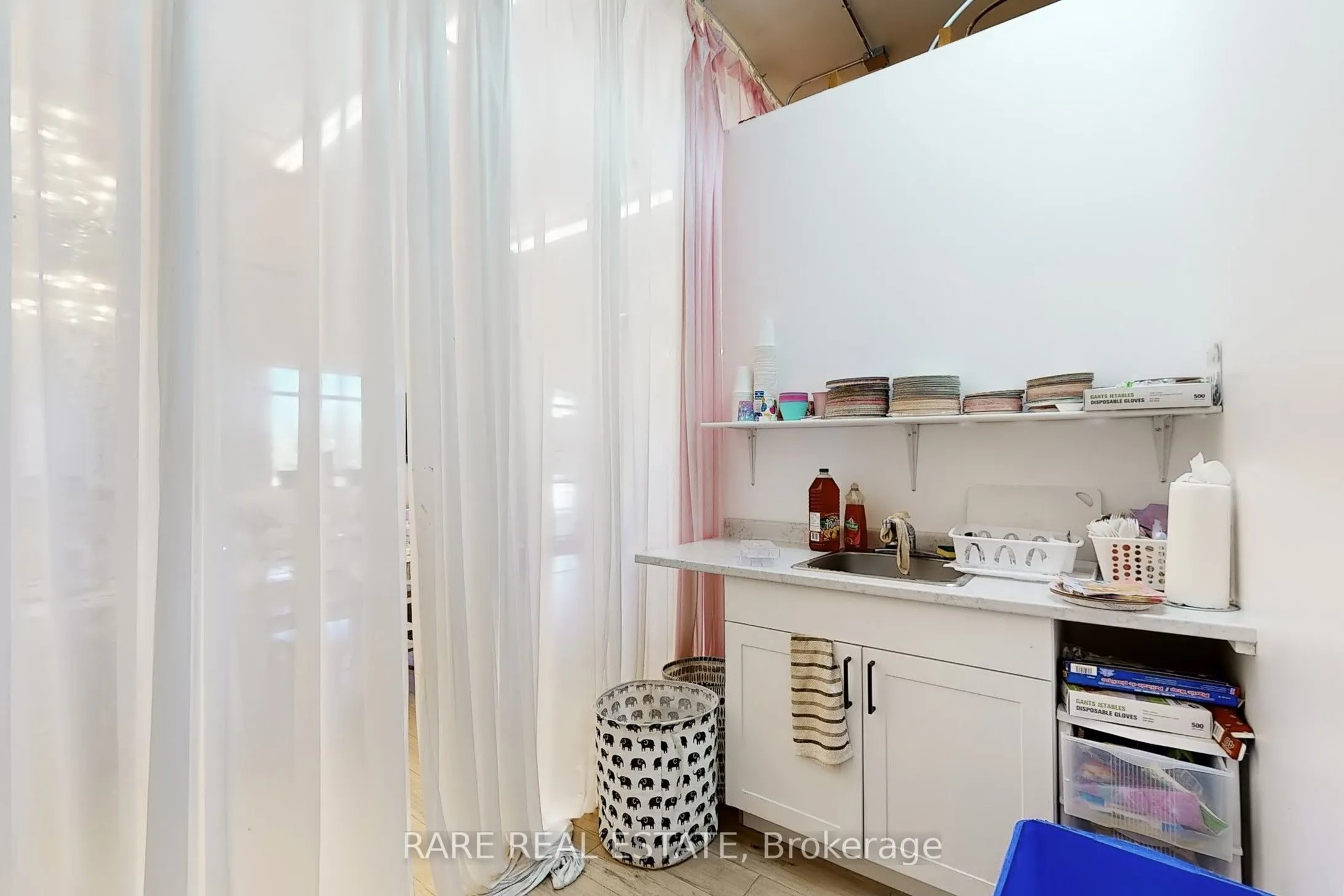 48 Centennial Road, #2