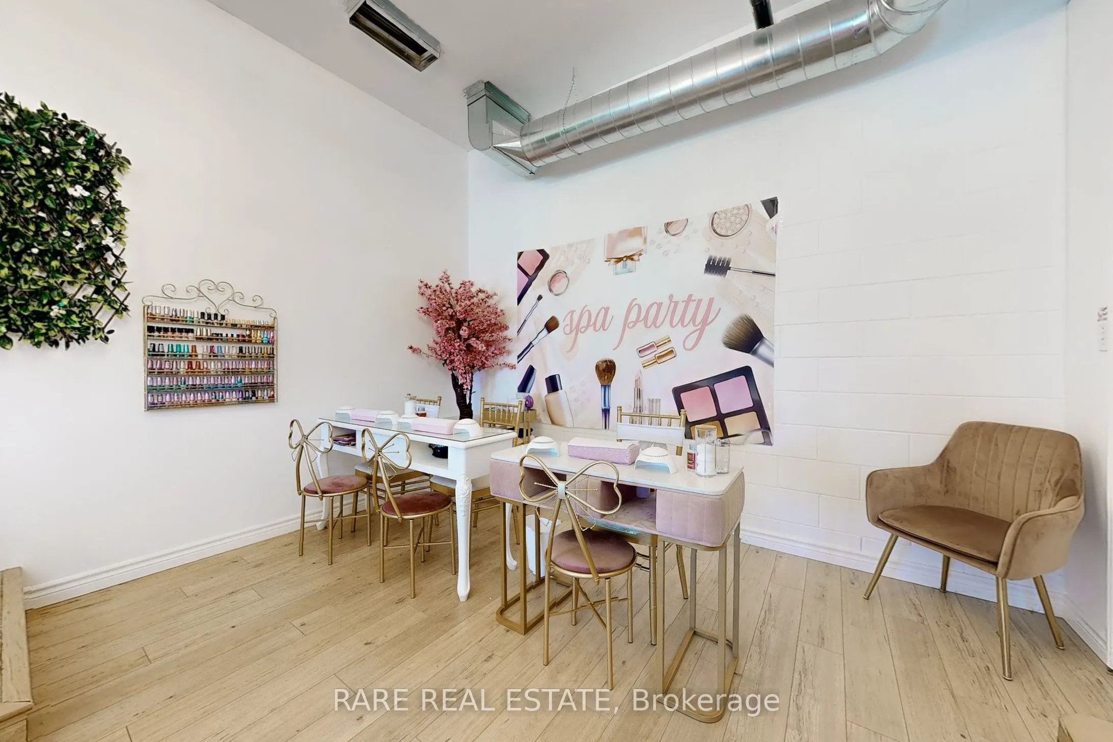 48 Centennial Road, #2