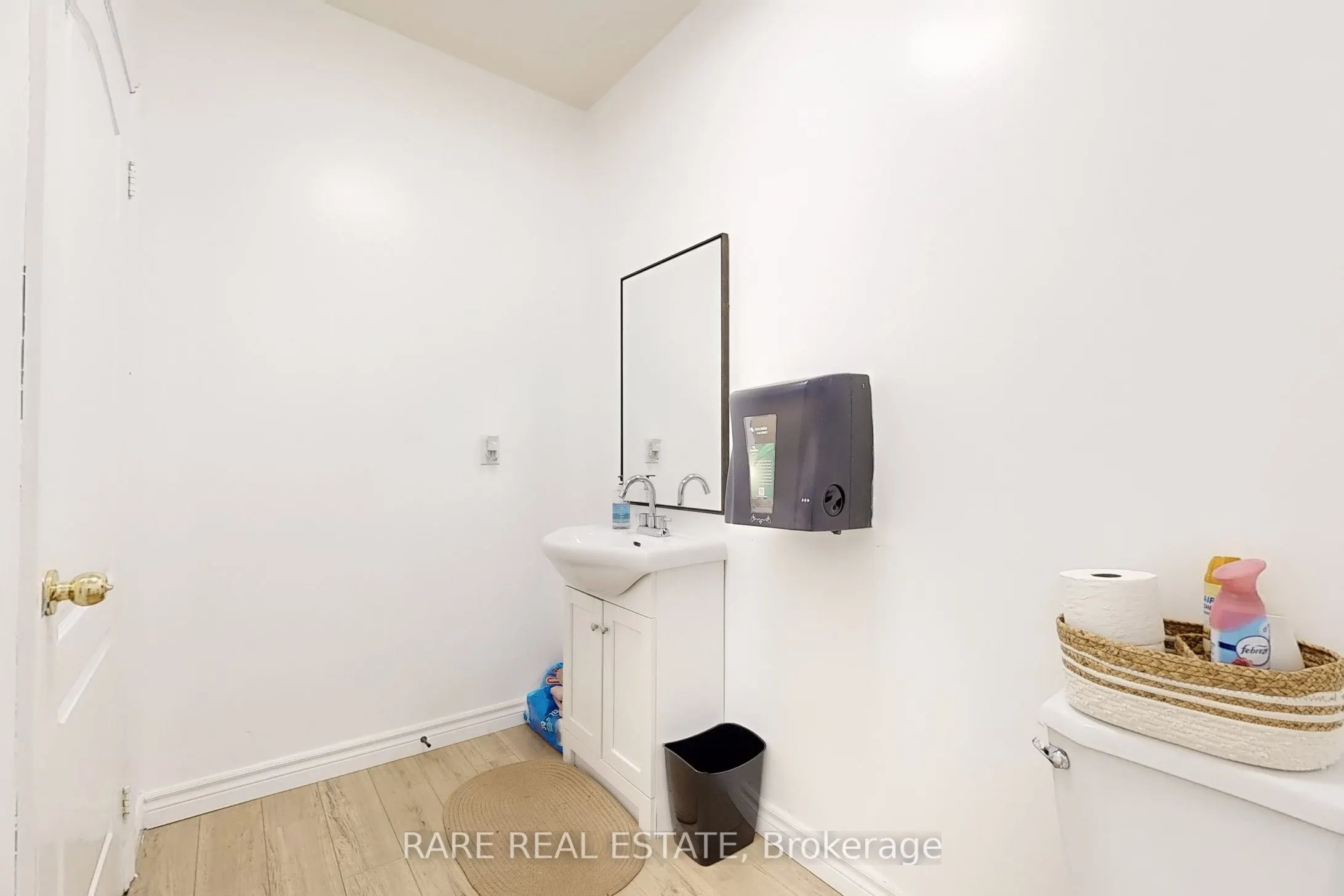 48 Centennial Road, #2