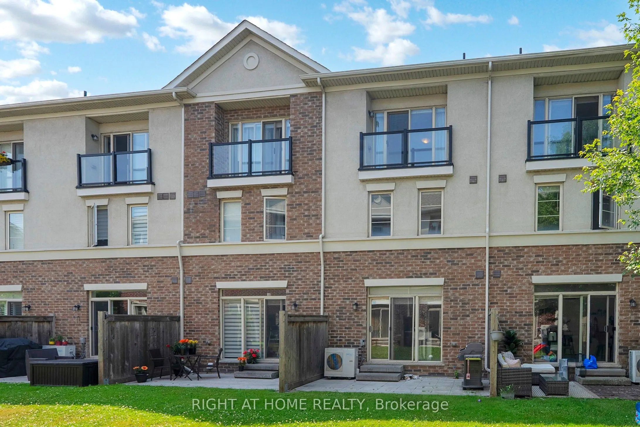 636 Evans Avenue, #65