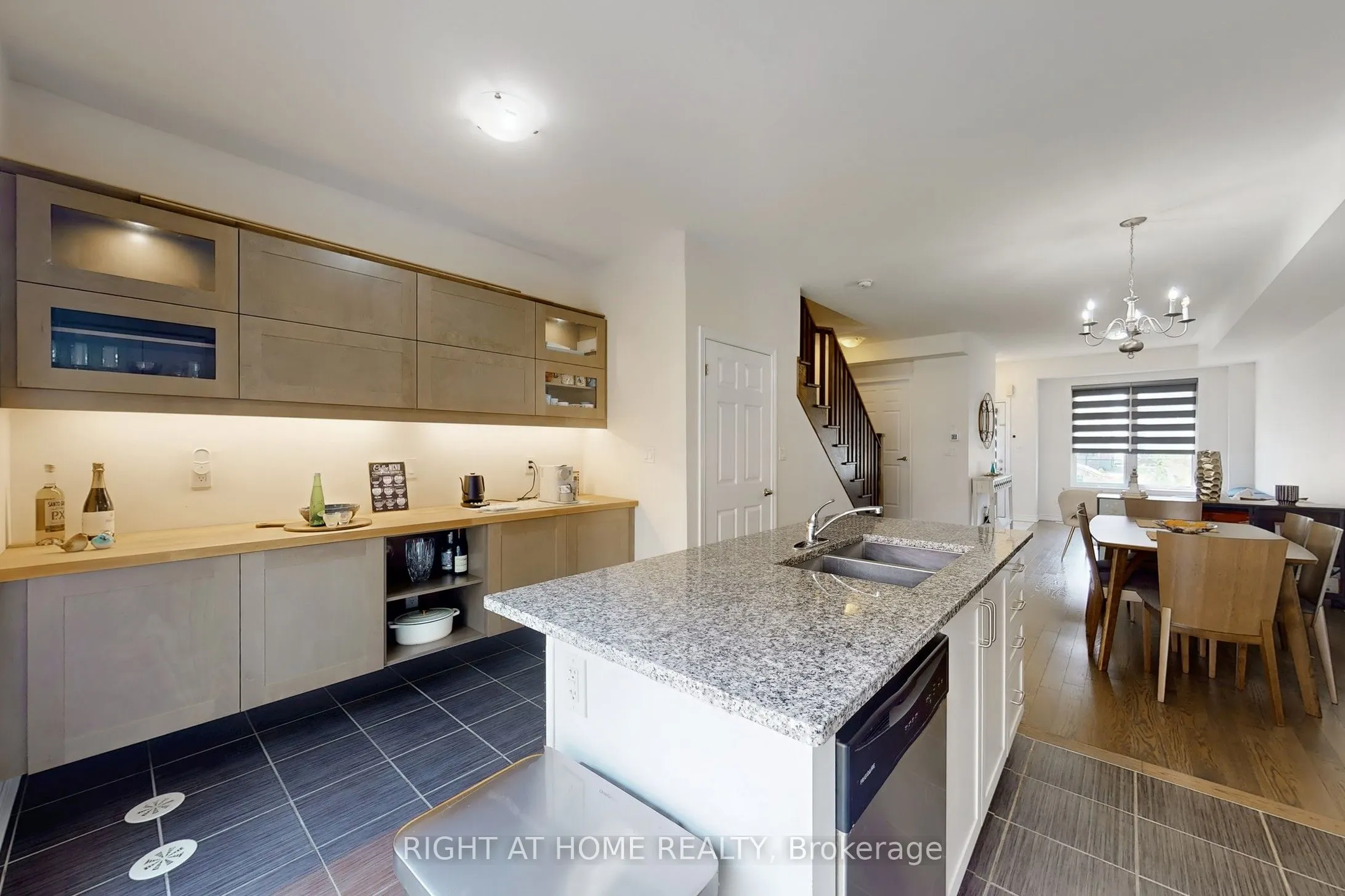 636 Evans Avenue, #65