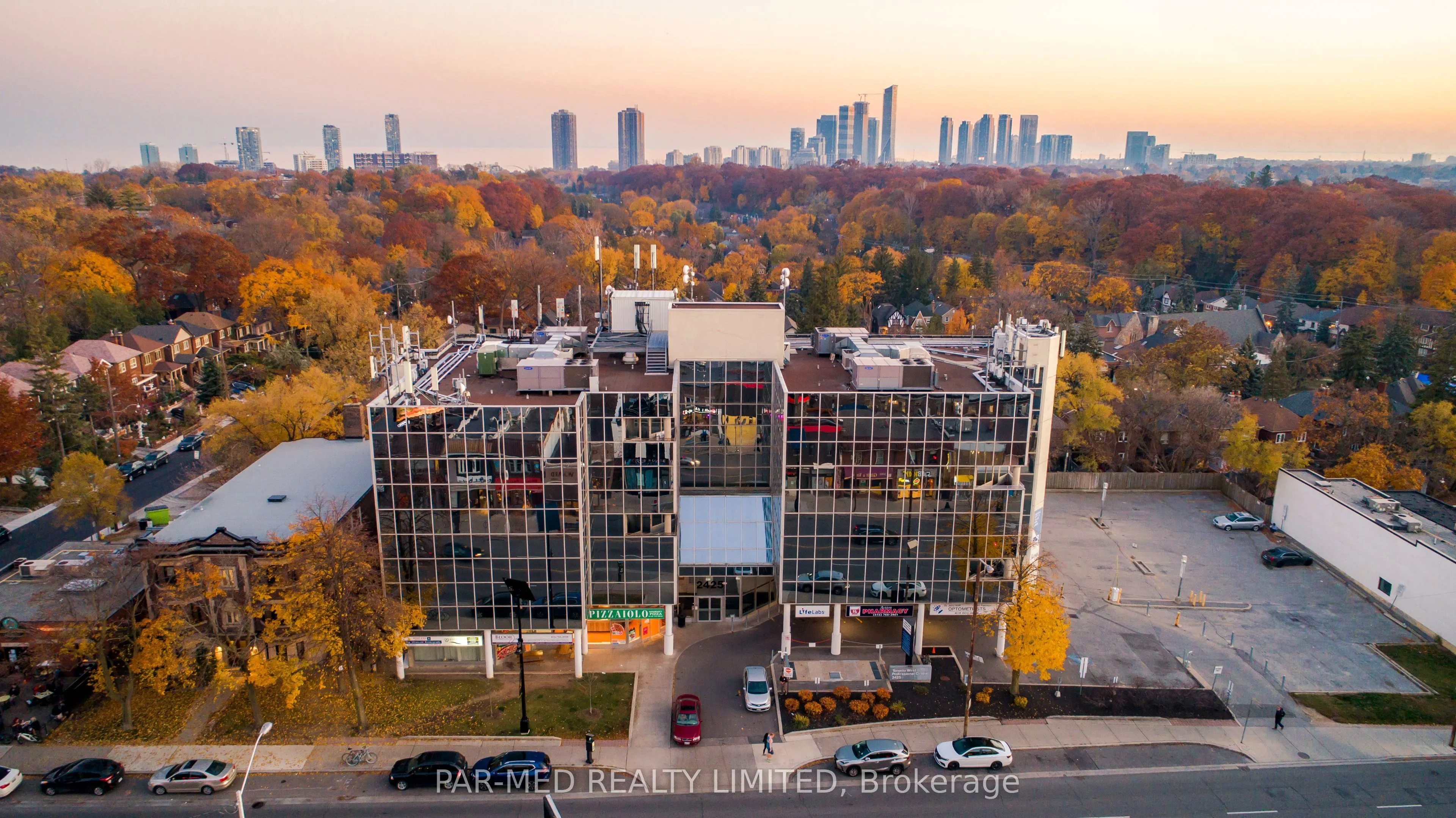 2425 Bloor Street W, #105