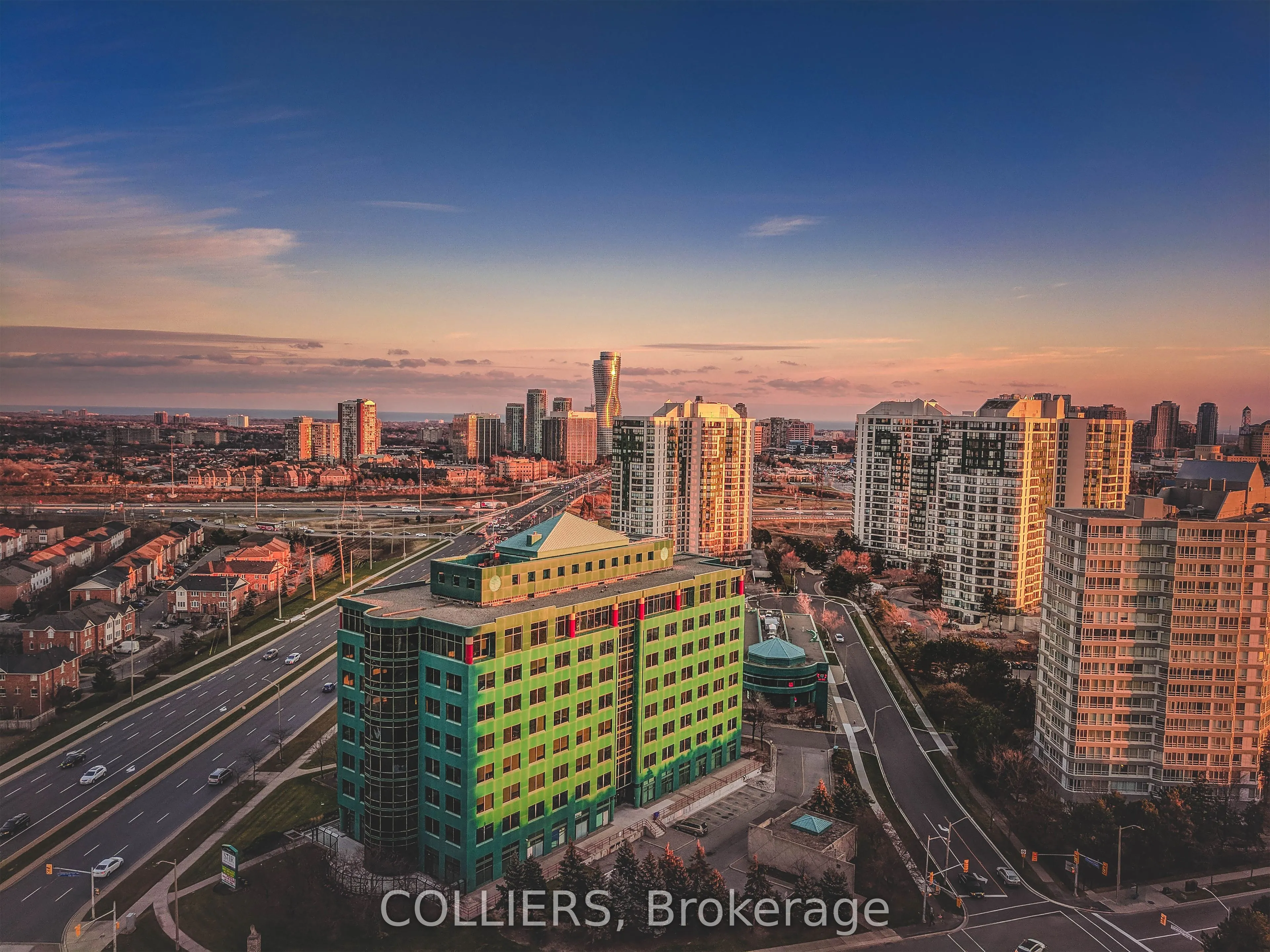10 Kingsbridge Garden Circle, #304