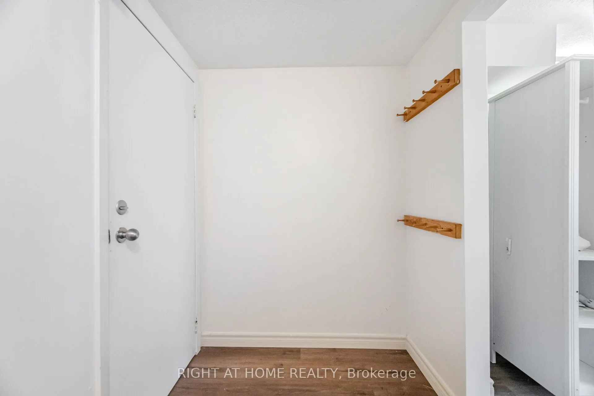 3241 Mccarthy Court