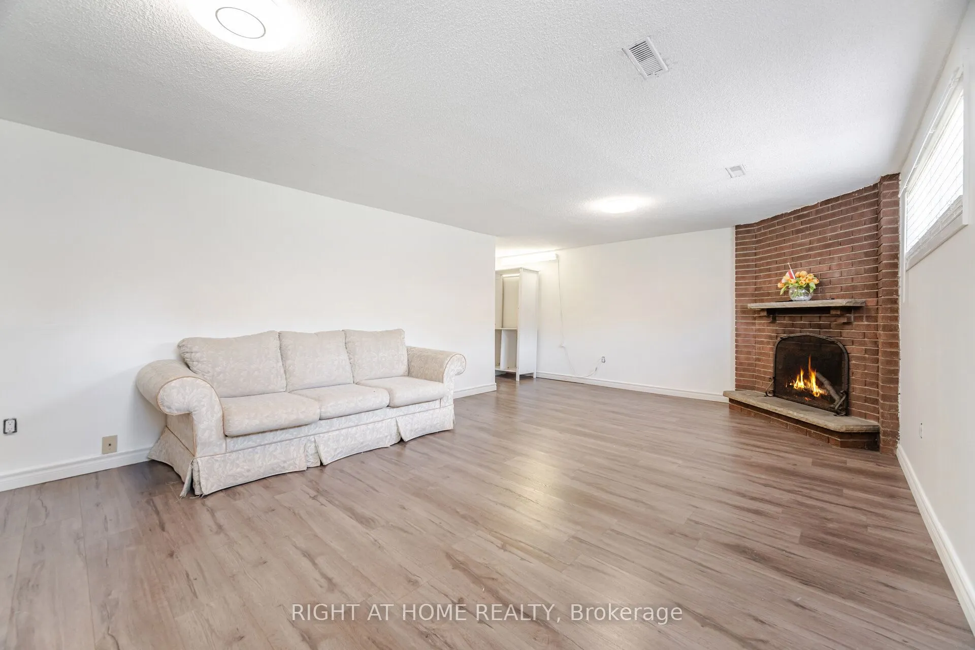 3241 Mccarthy Court