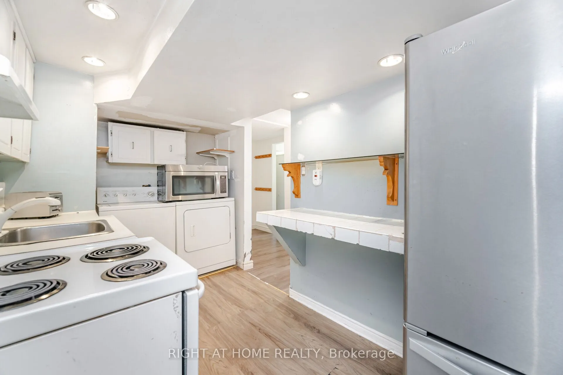 3241 Mccarthy Court