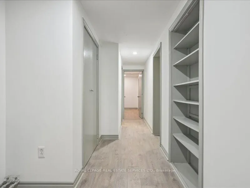 18 Thirty Third Street