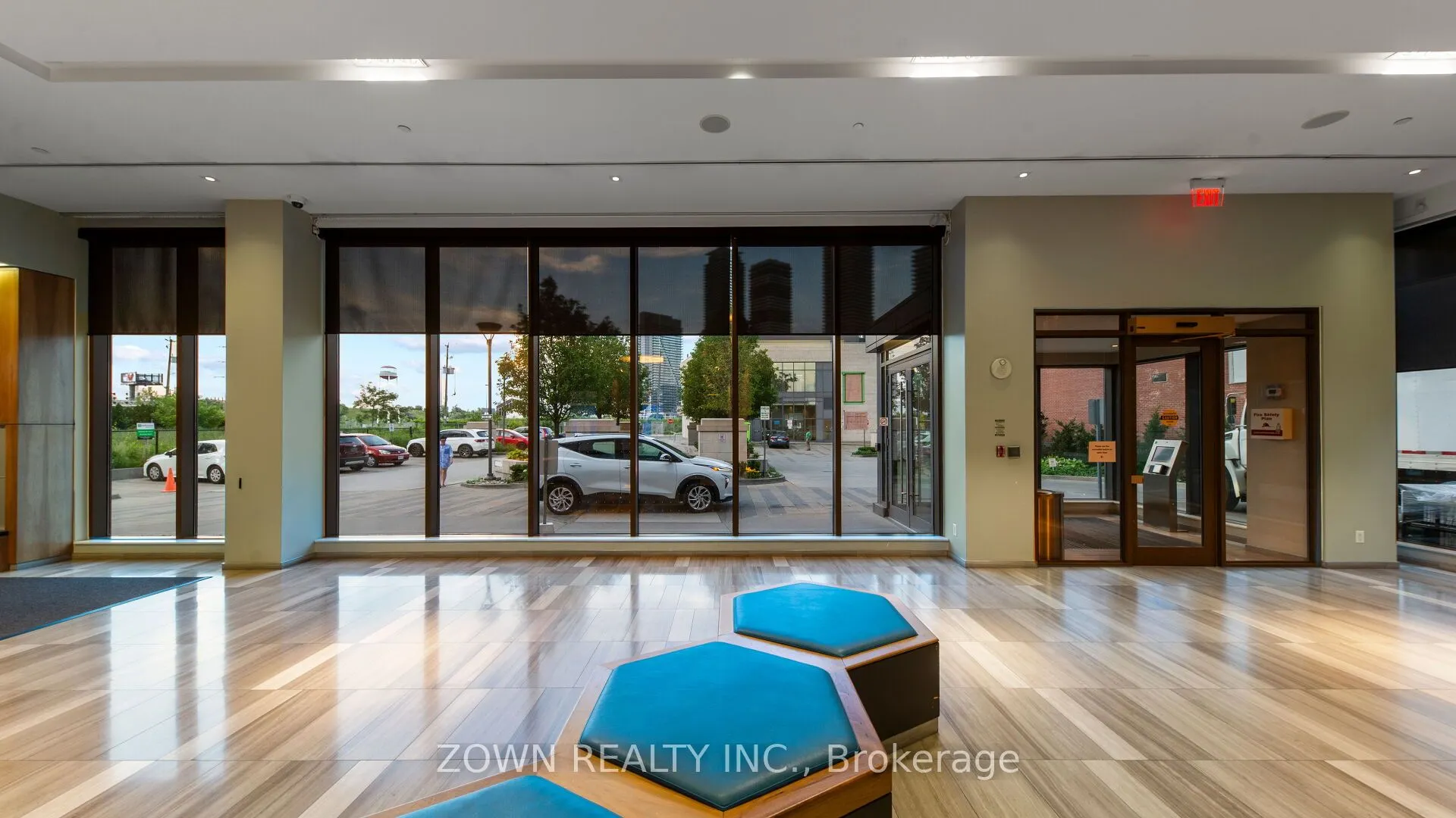 36 Park Lawn Road, #1408