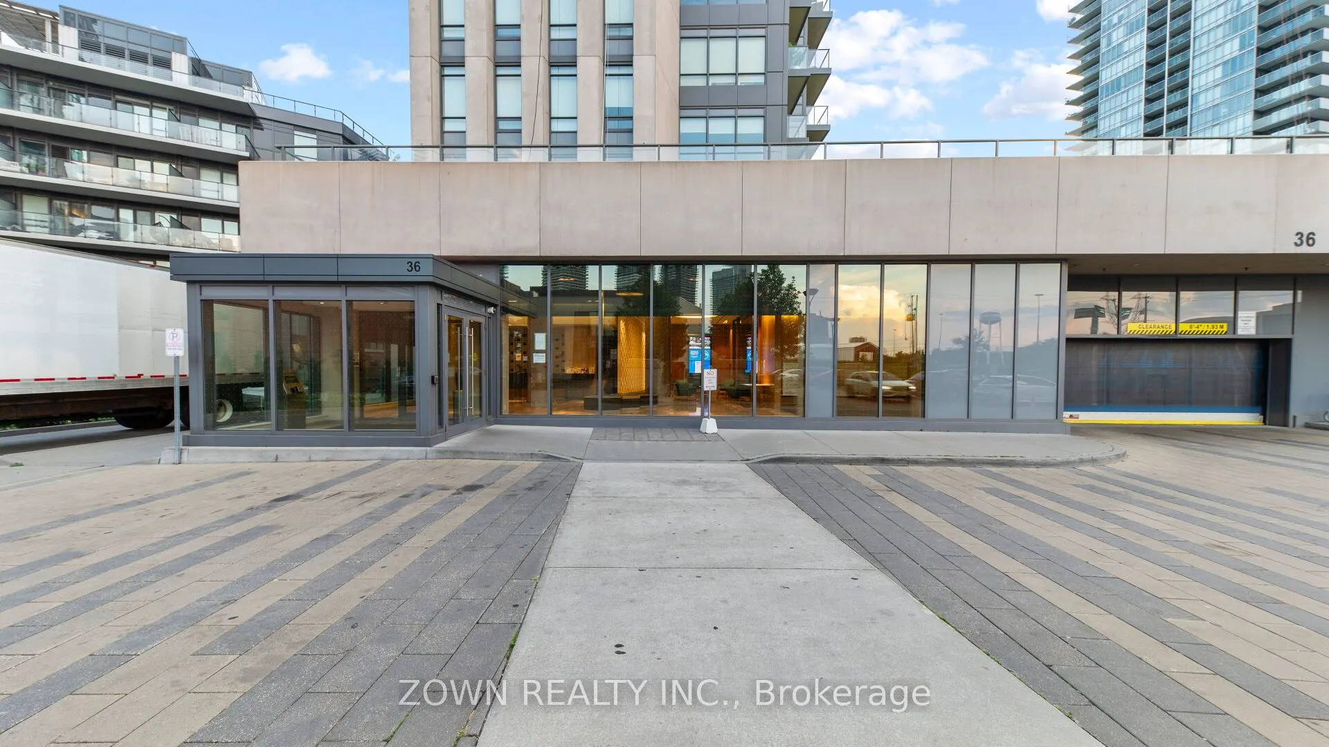 36 Park Lawn Road, #1408