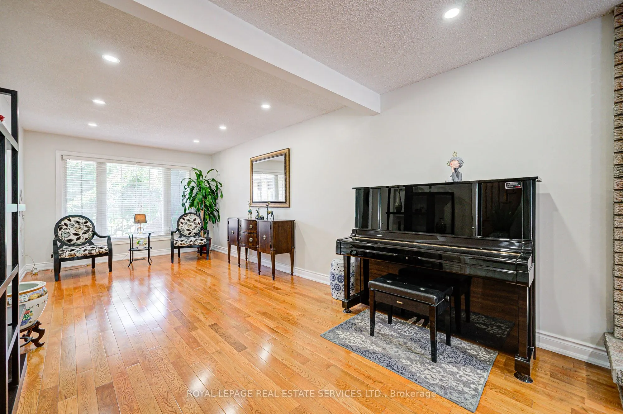 1455 Santa Rosa Court