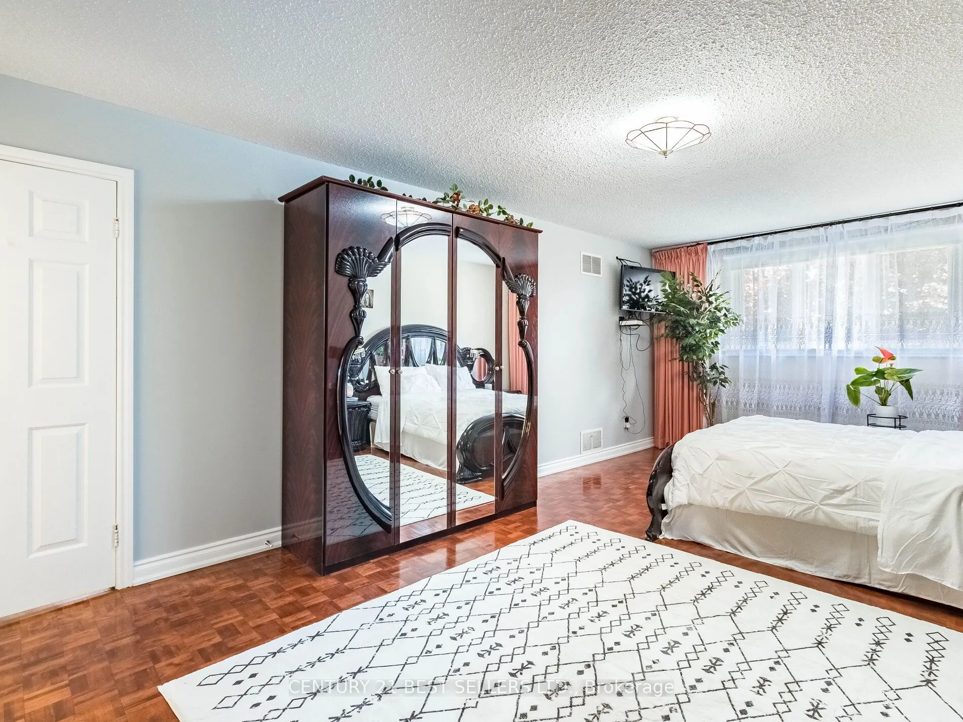 4172 Rayfield Court