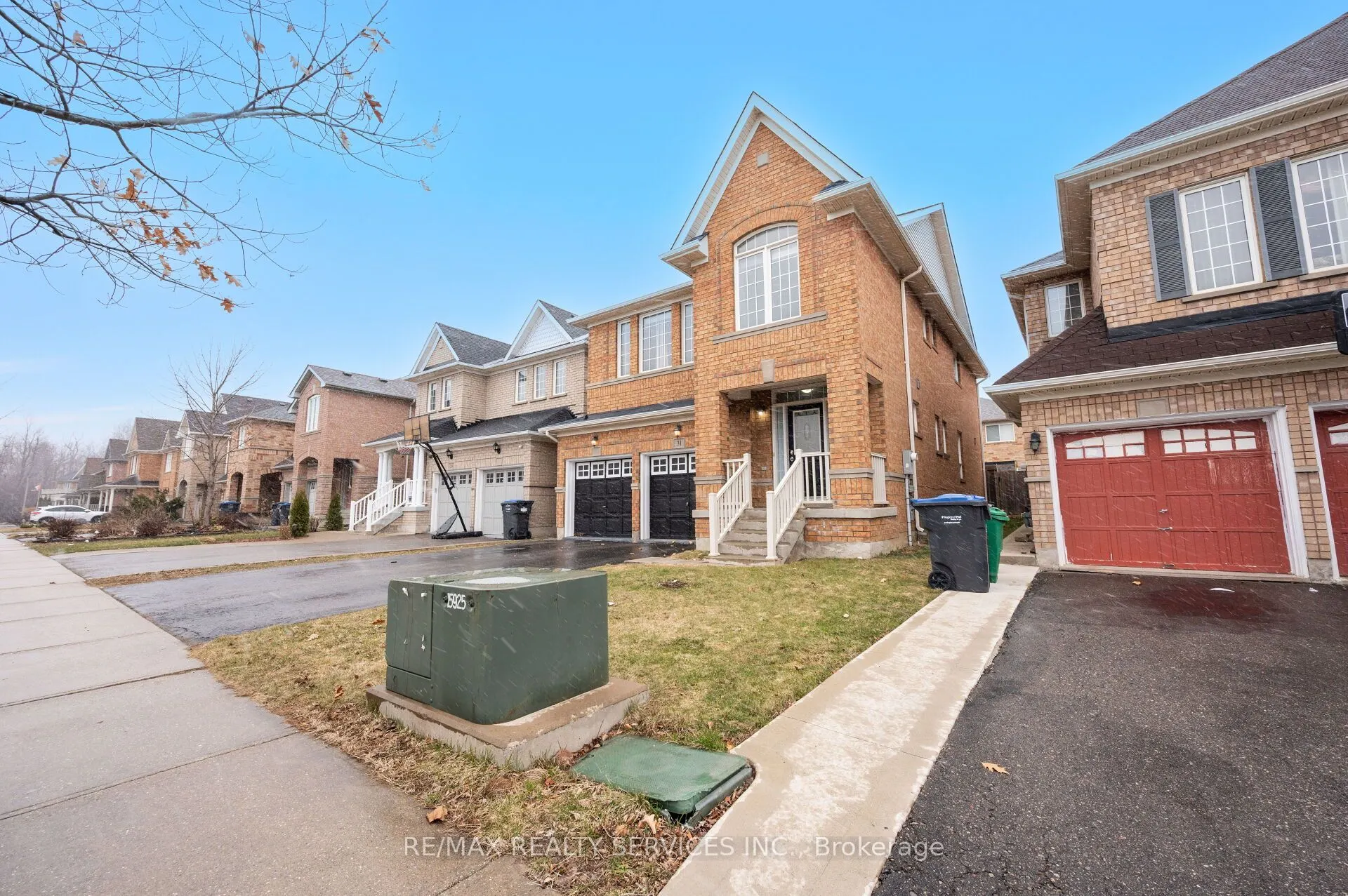 31 Rambling Oak Drive
