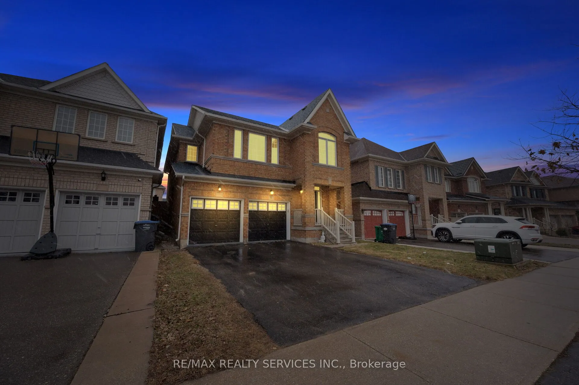 31 Rambling Oak Drive