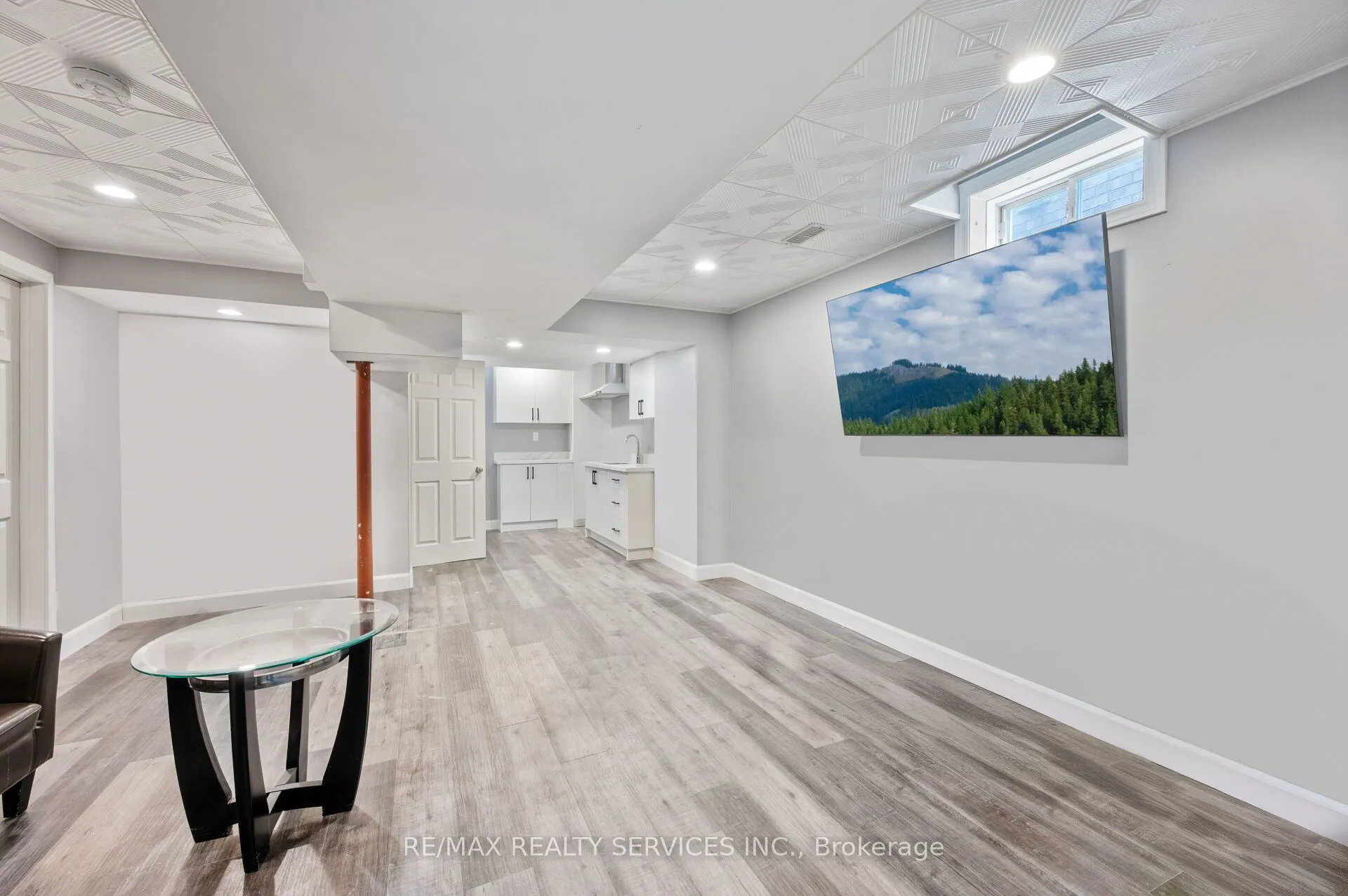 31 Rambling Oak Drive