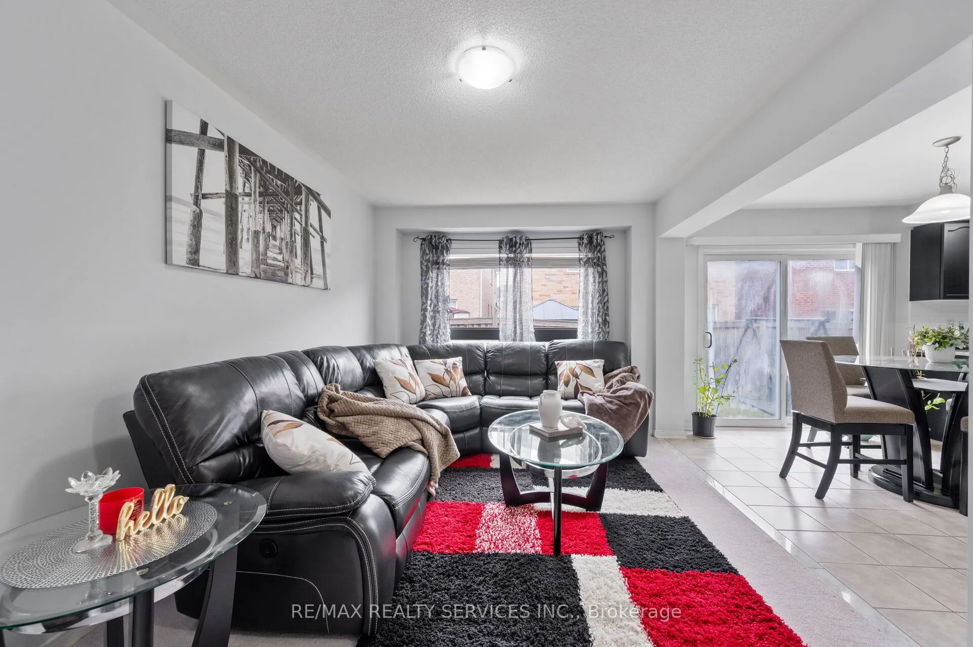 31 Rambling Oak Drive