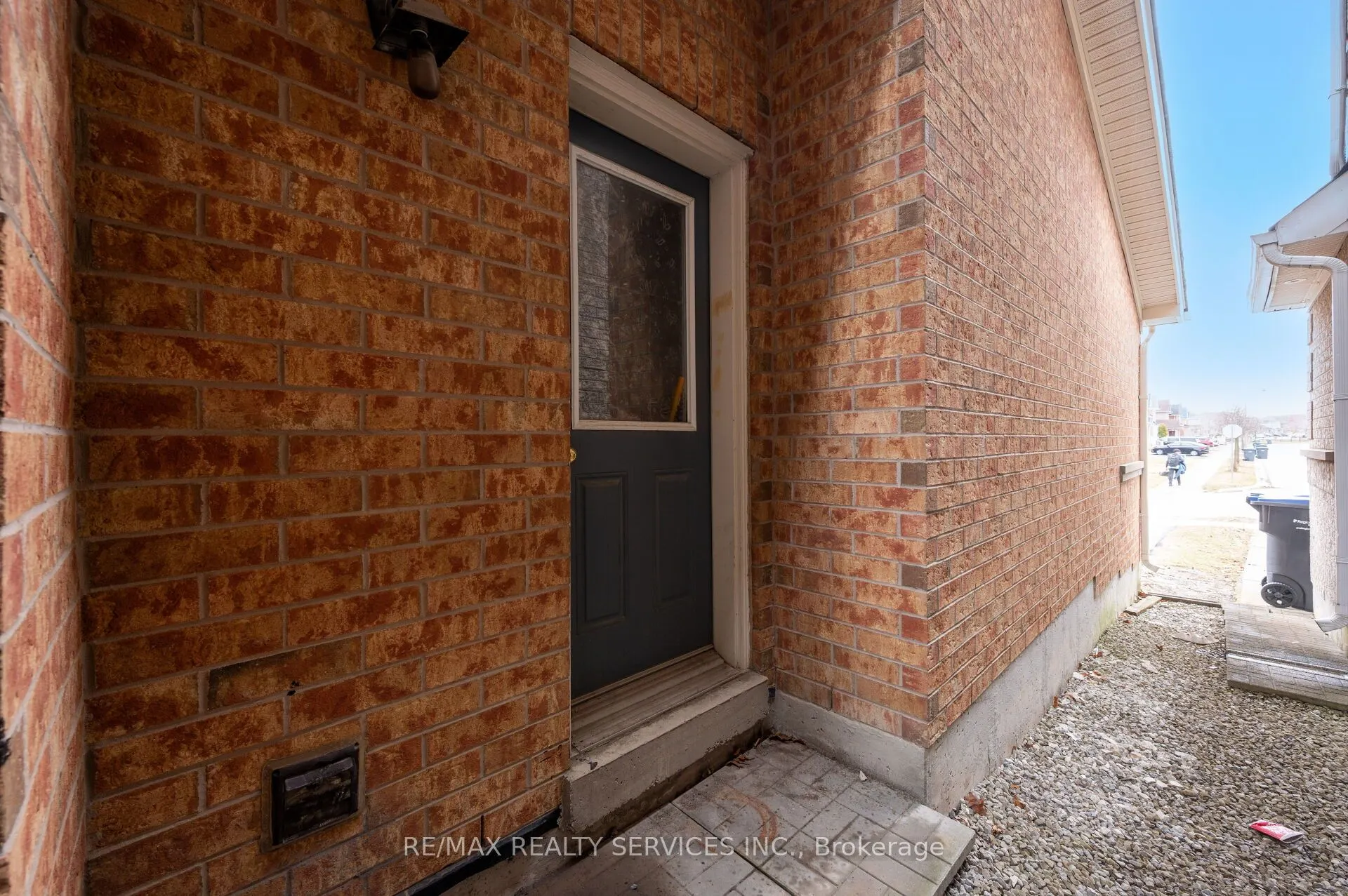 31 Rambling Oak Drive