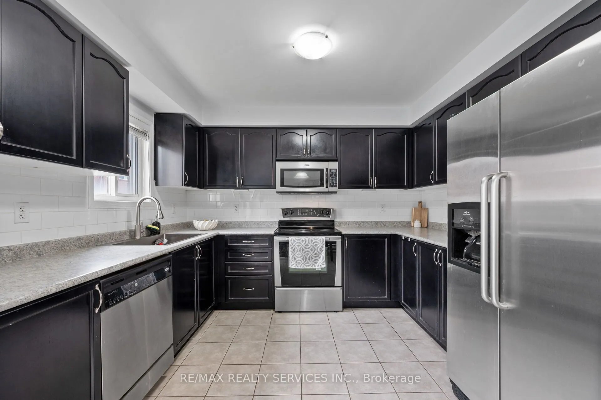 31 Rambling Oak Drive