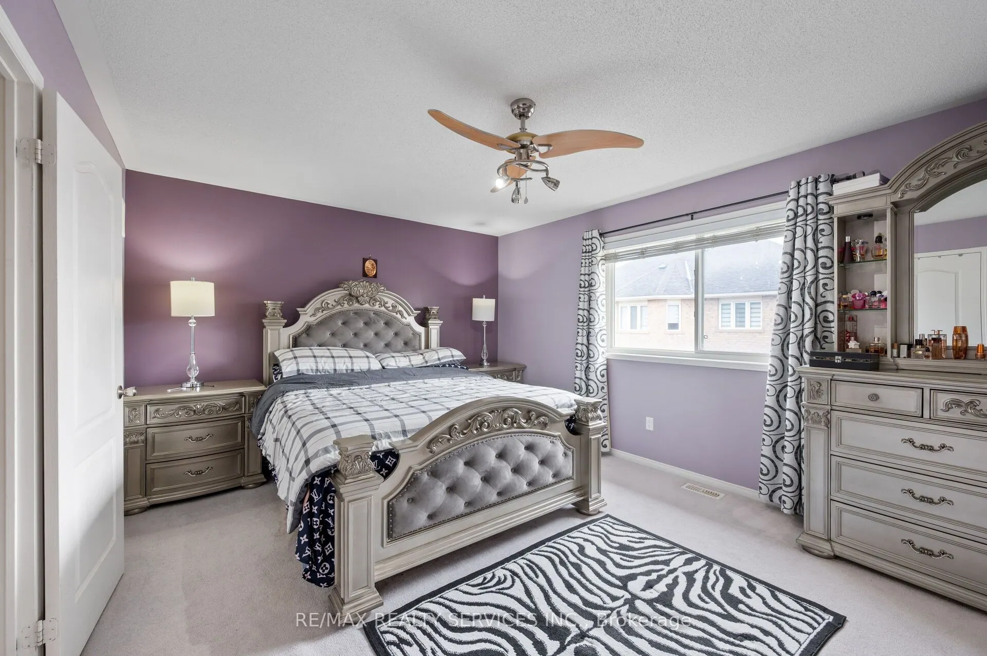 31 Rambling Oak Drive
