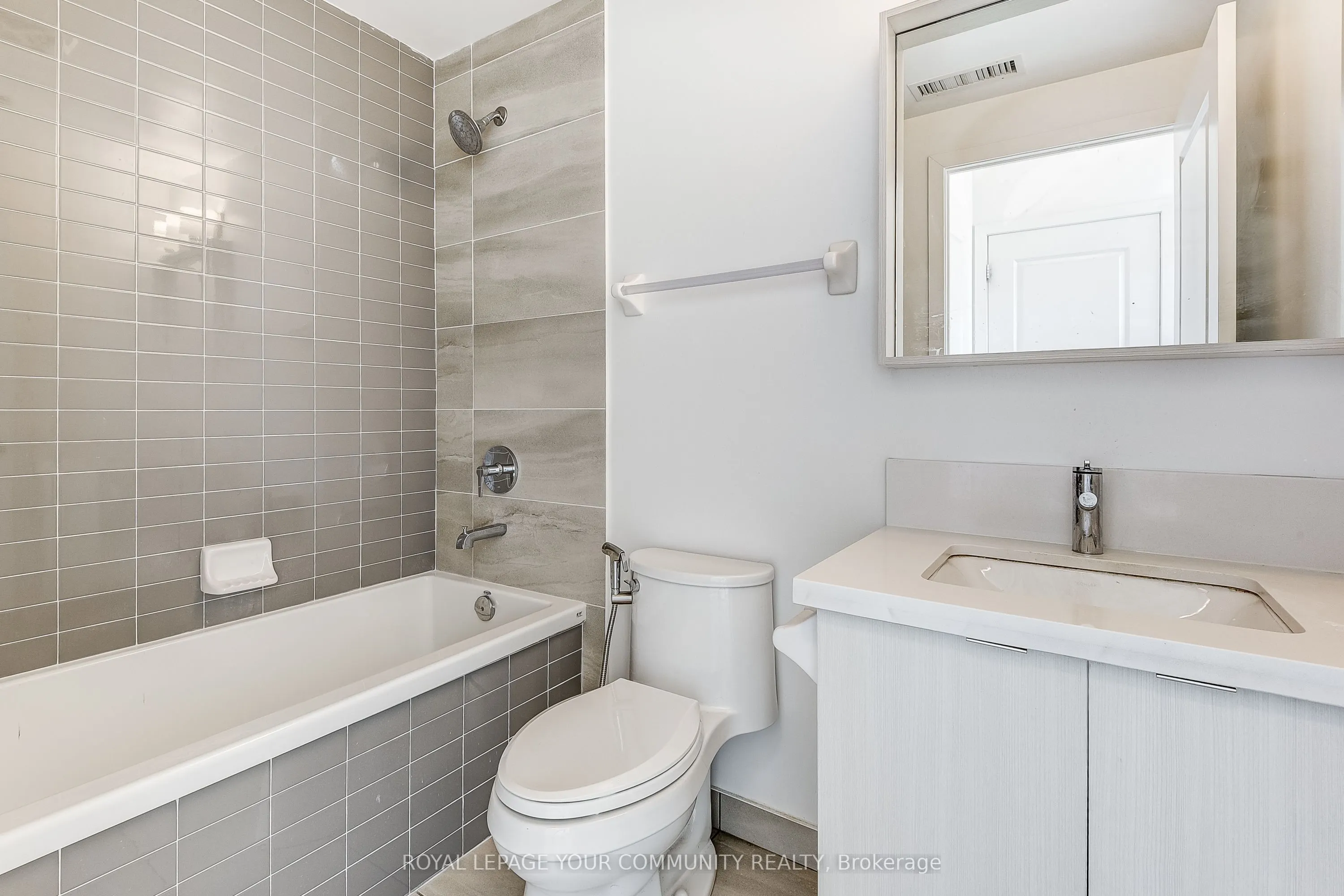4677 Glen Erin Drive, #304