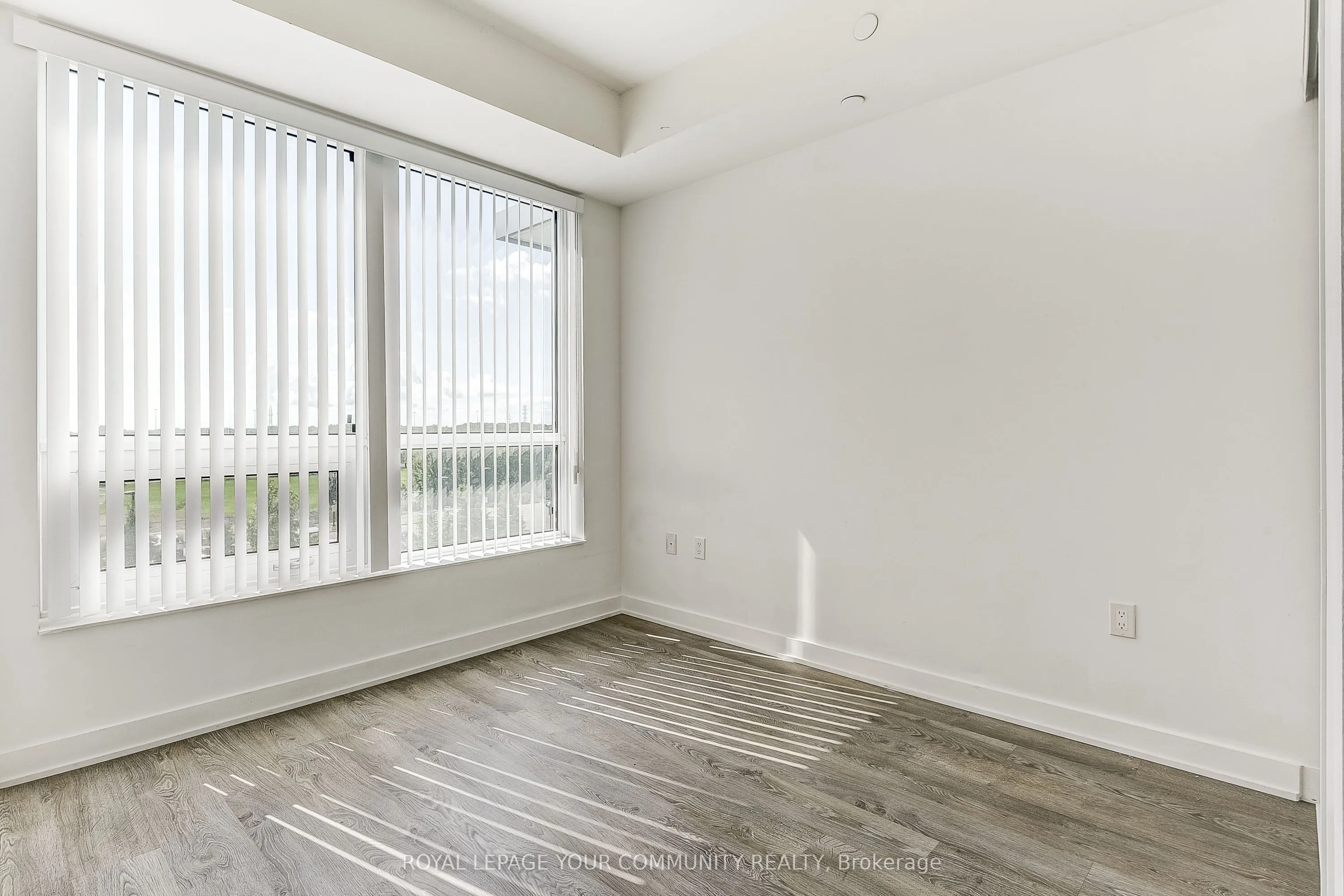 4677 Glen Erin Drive, #304