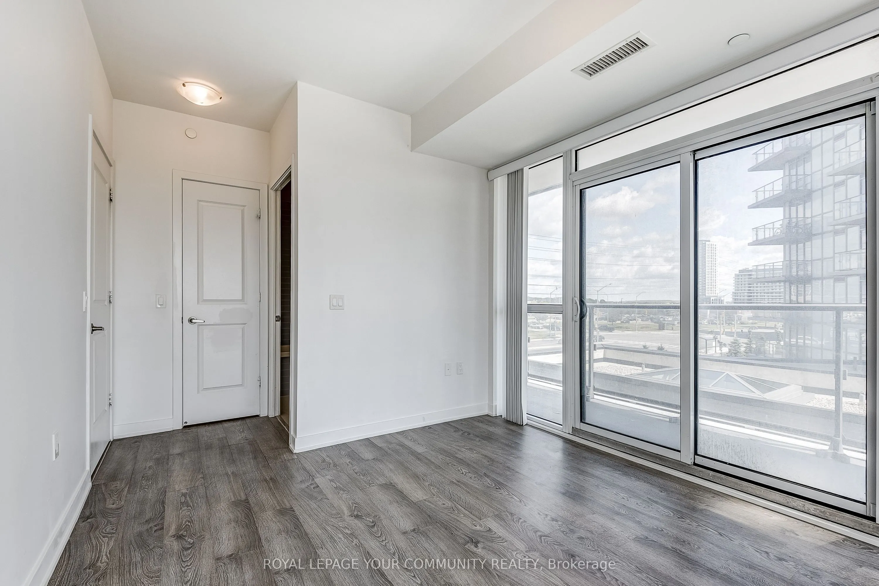 4677 Glen Erin Drive, #304