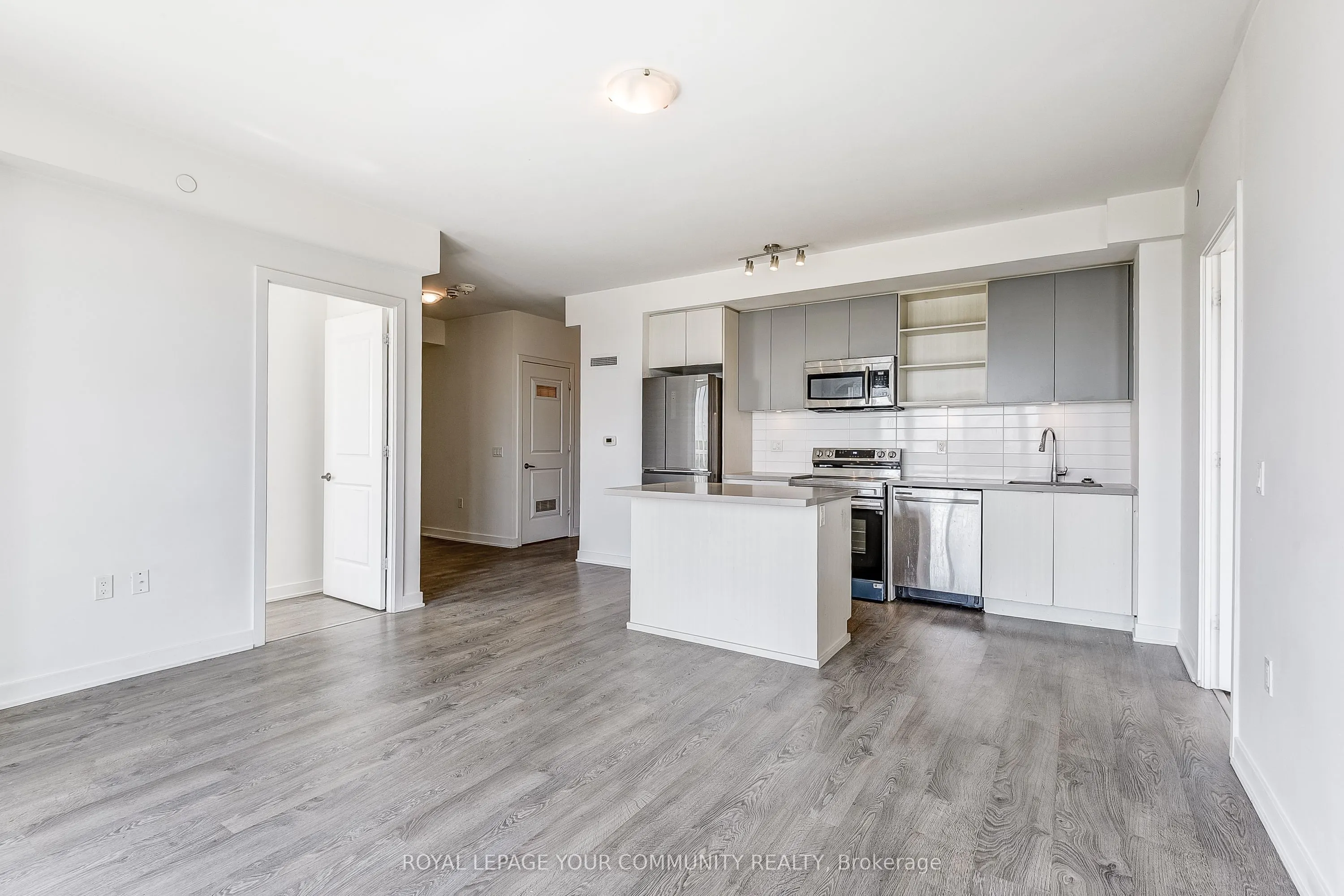 4677 Glen Erin Drive, #304