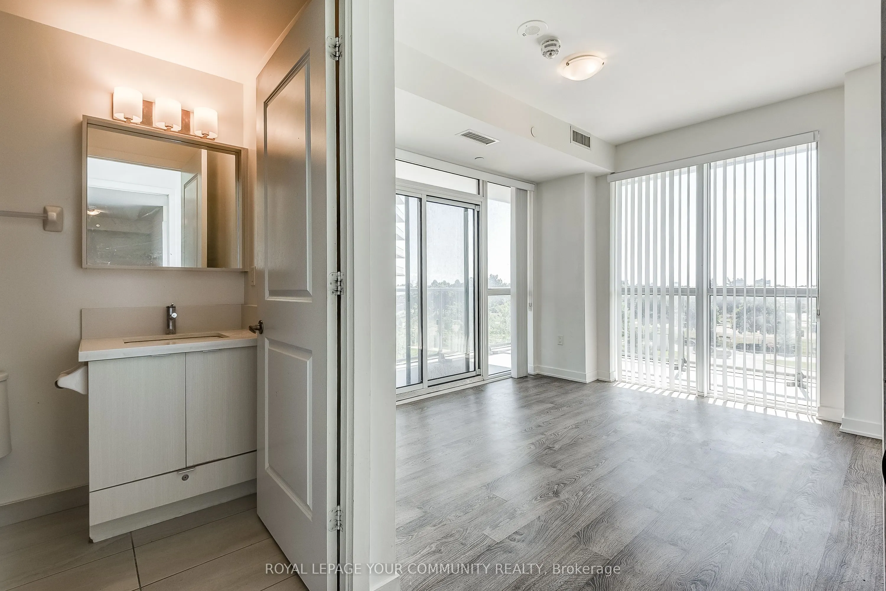 4677 Glen Erin Drive, #304