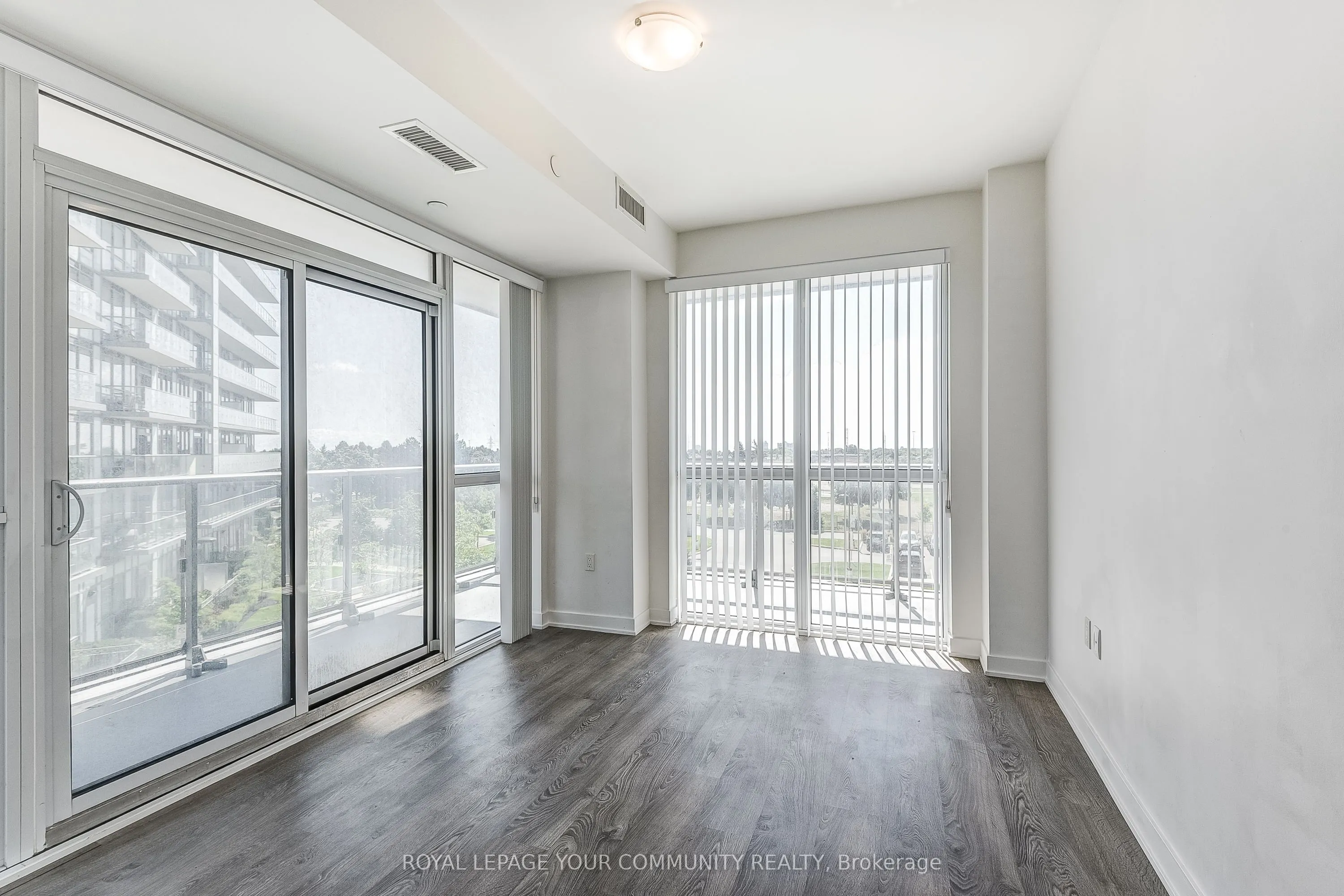 4677 Glen Erin Drive, #304