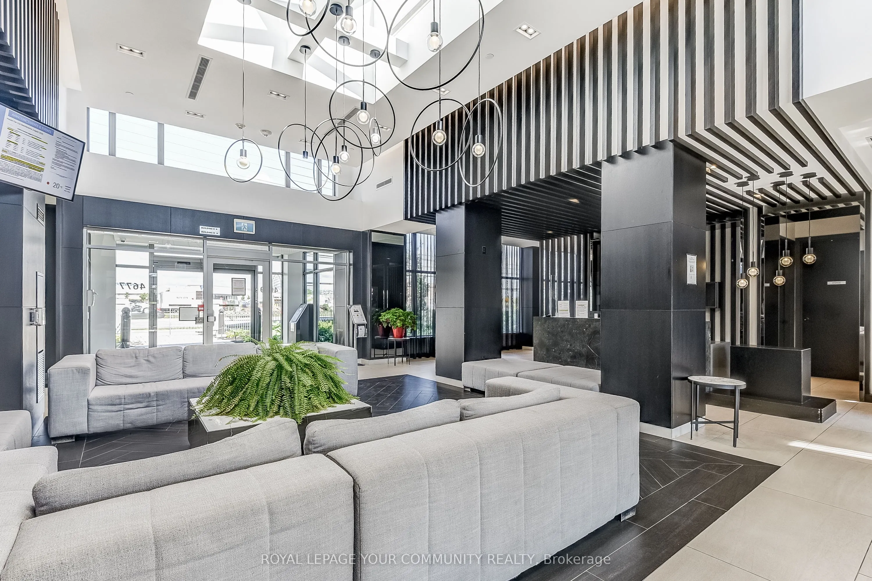 4677 Glen Erin Drive, #304