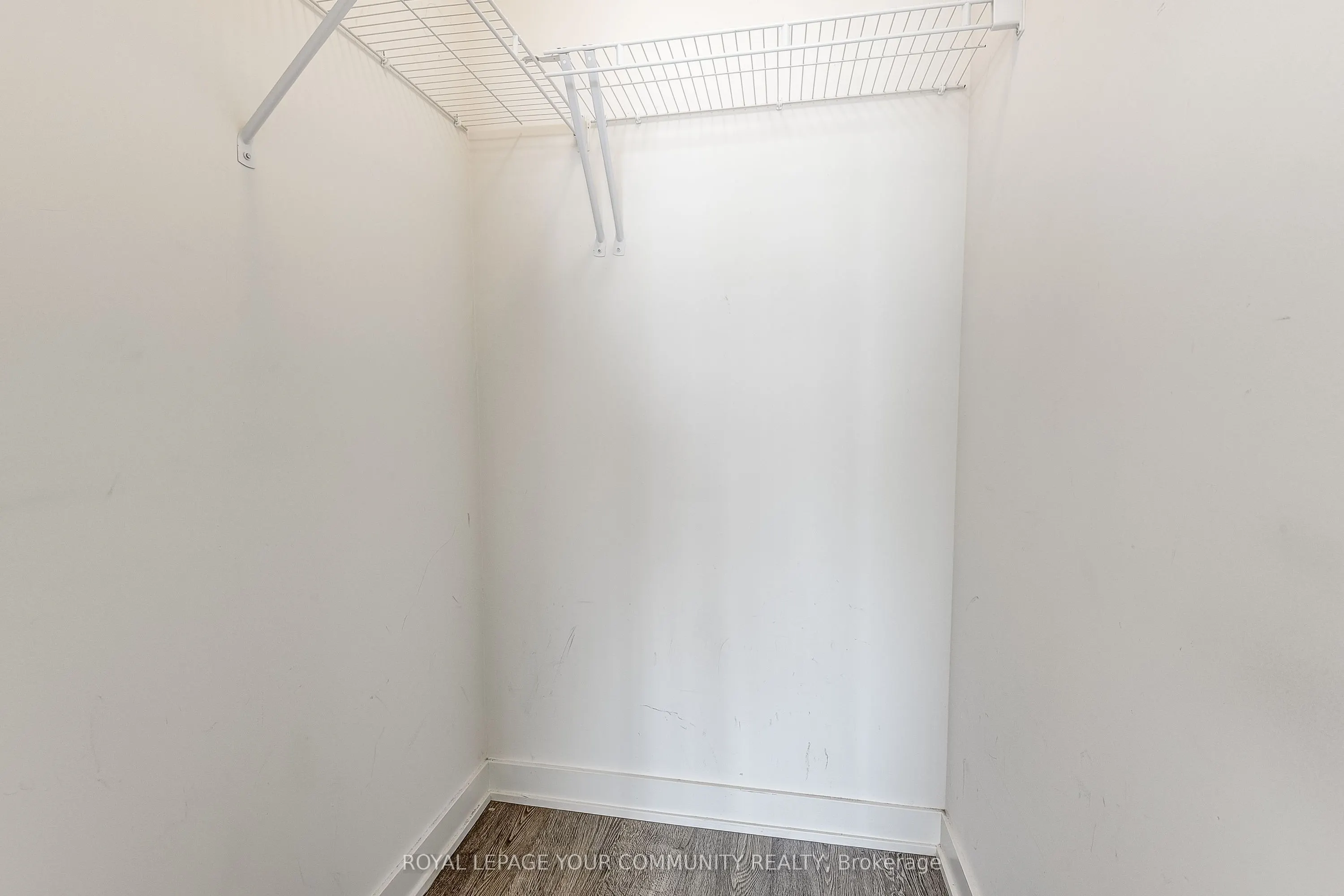 4677 Glen Erin Drive, #304