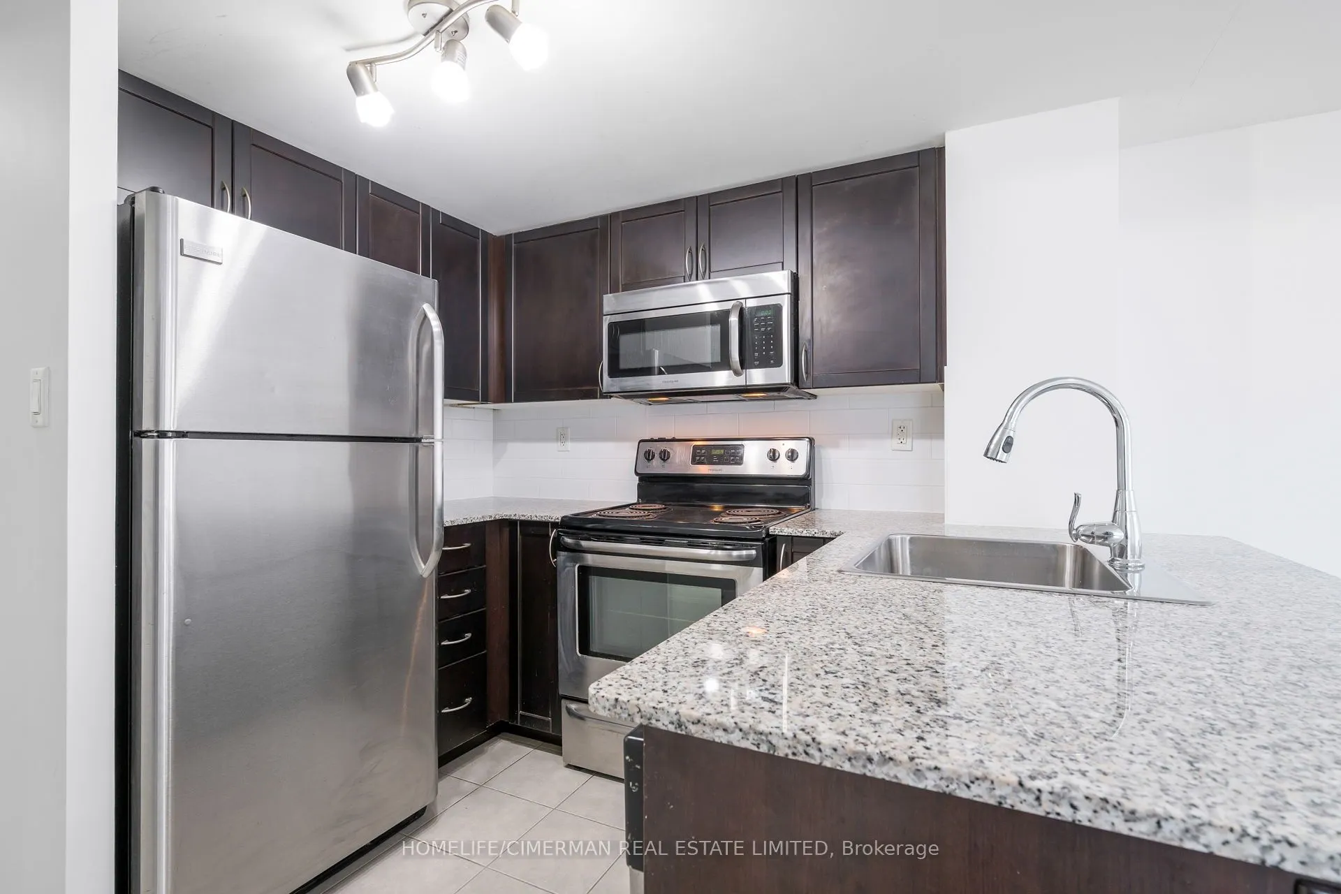 816 Lansdowne Avenue, #316