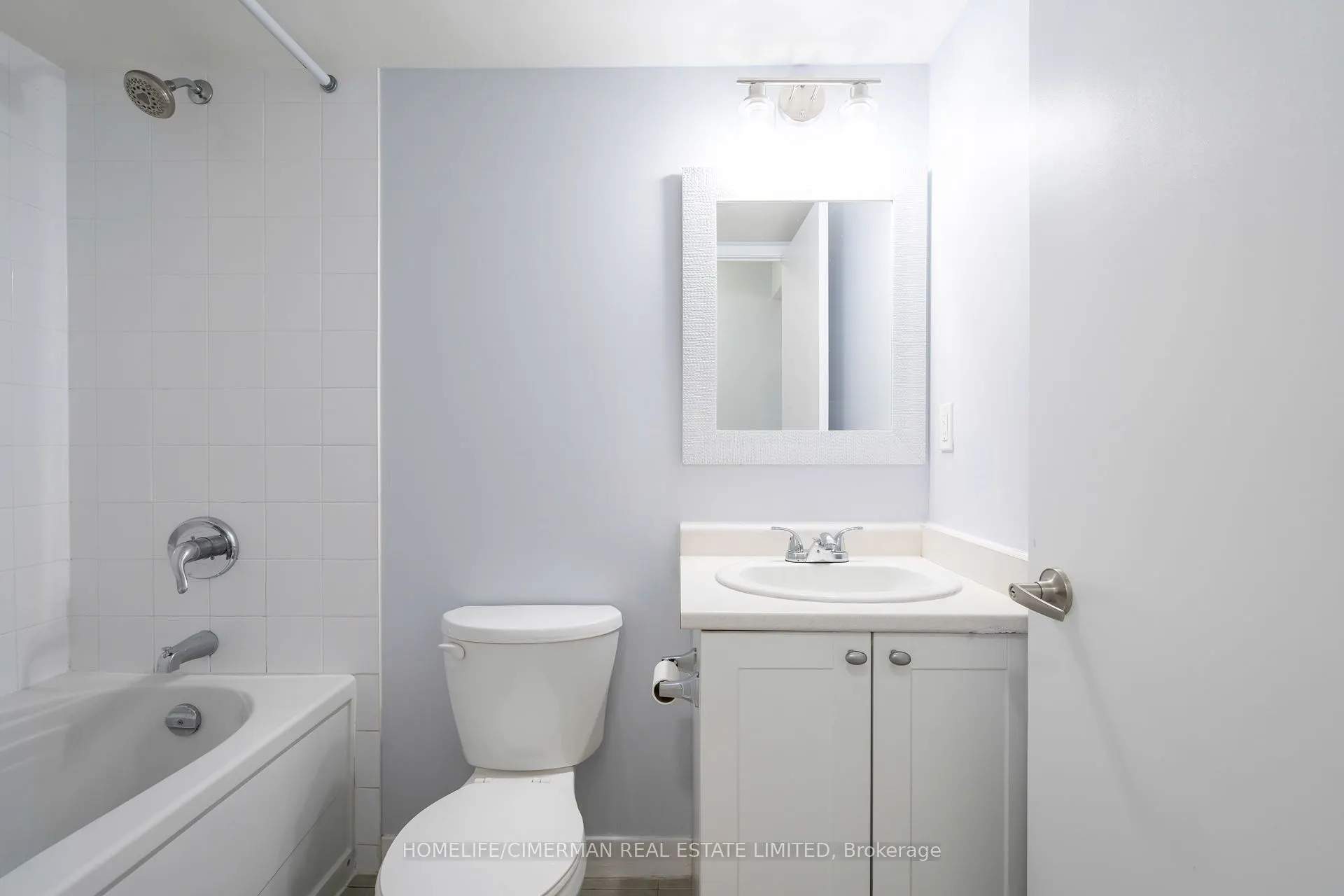816 Lansdowne Avenue, #316