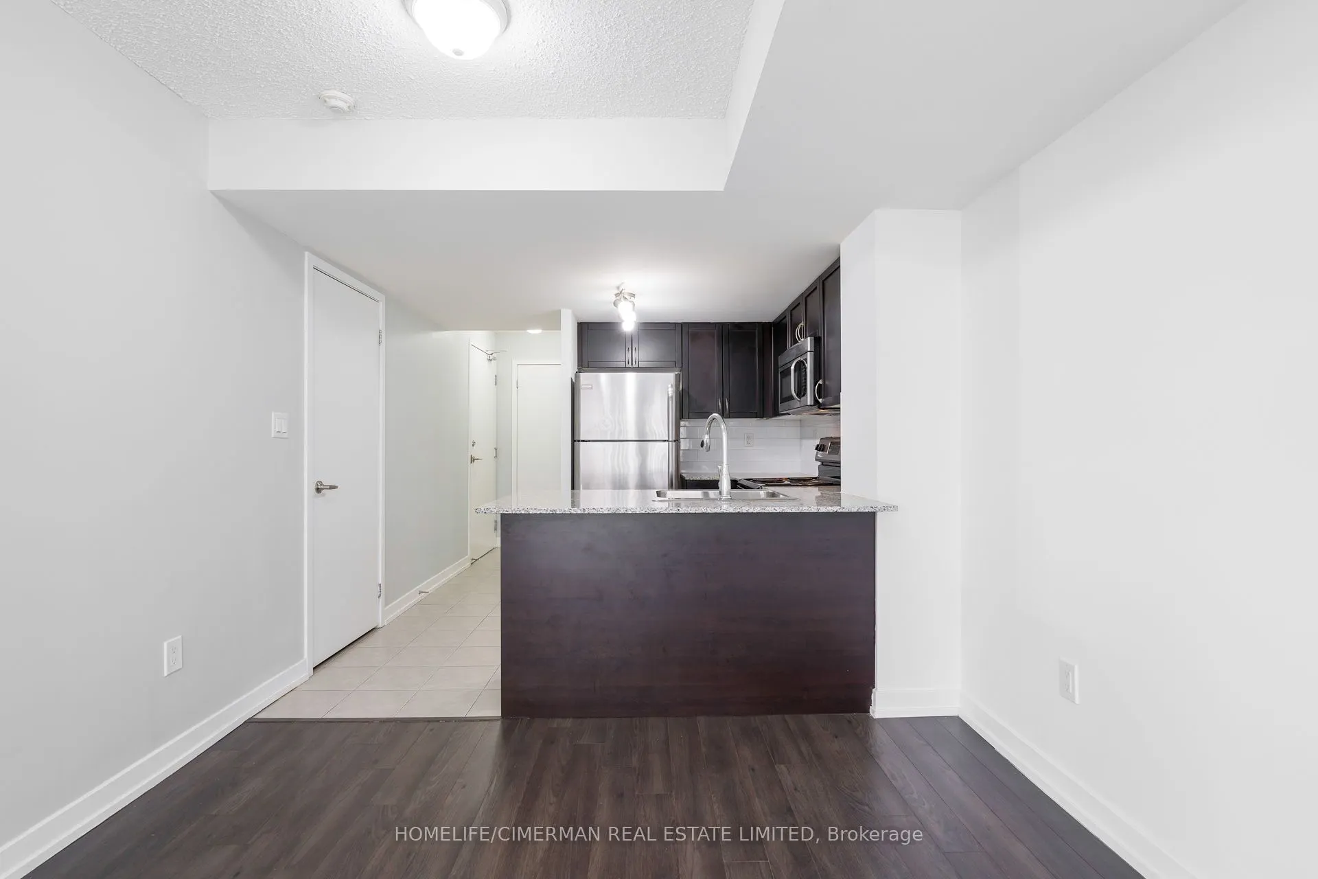 816 Lansdowne Avenue, #316