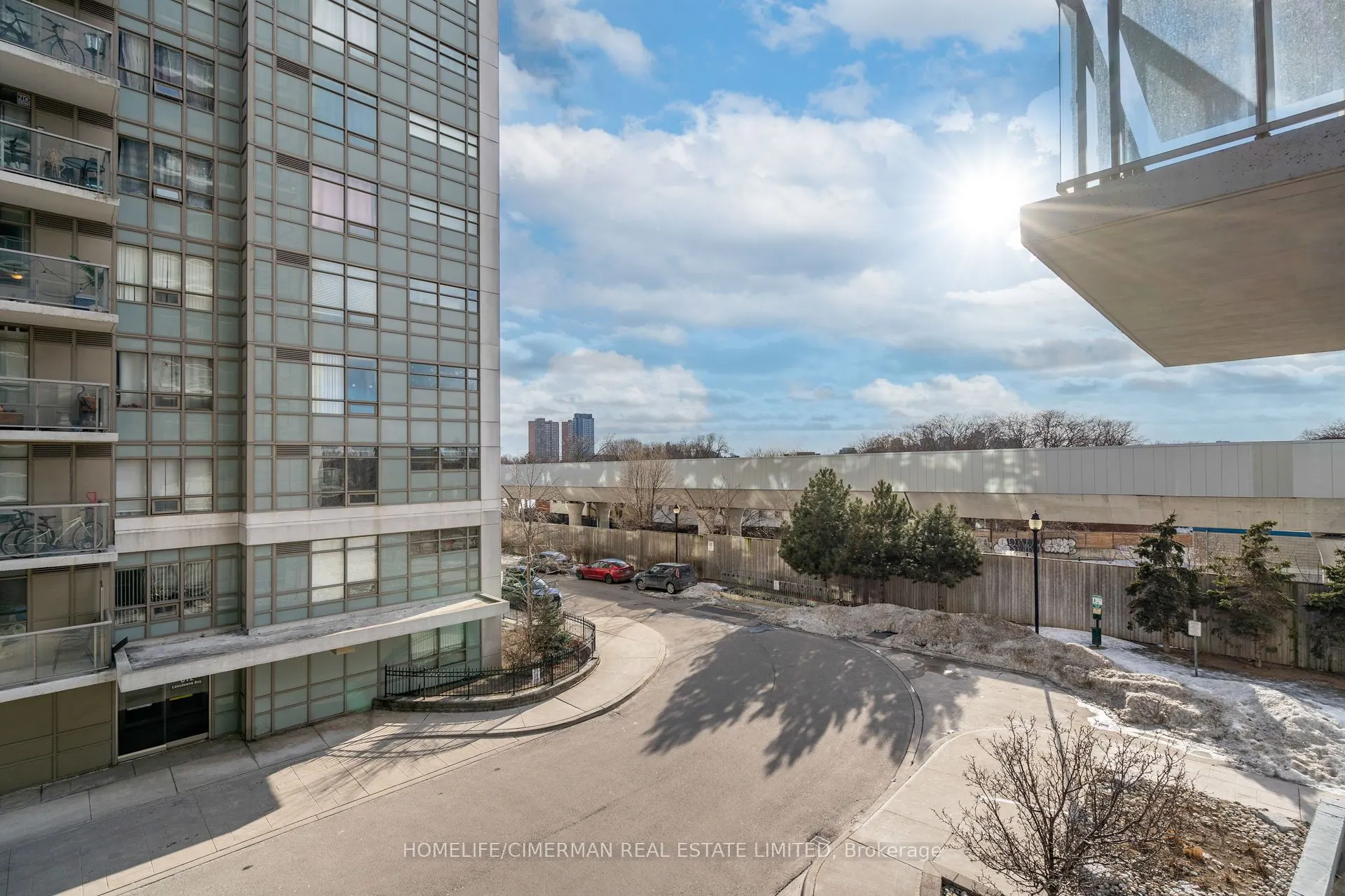 816 Lansdowne Avenue, #316