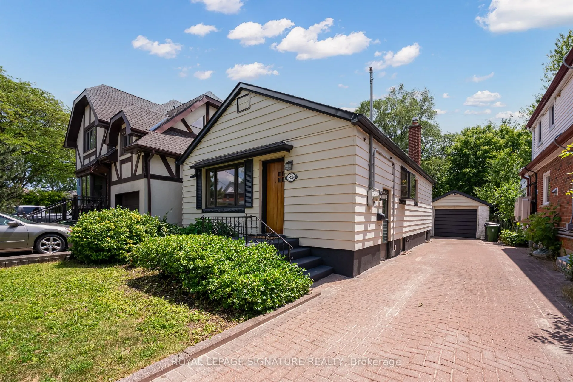 33 Ash Crescent