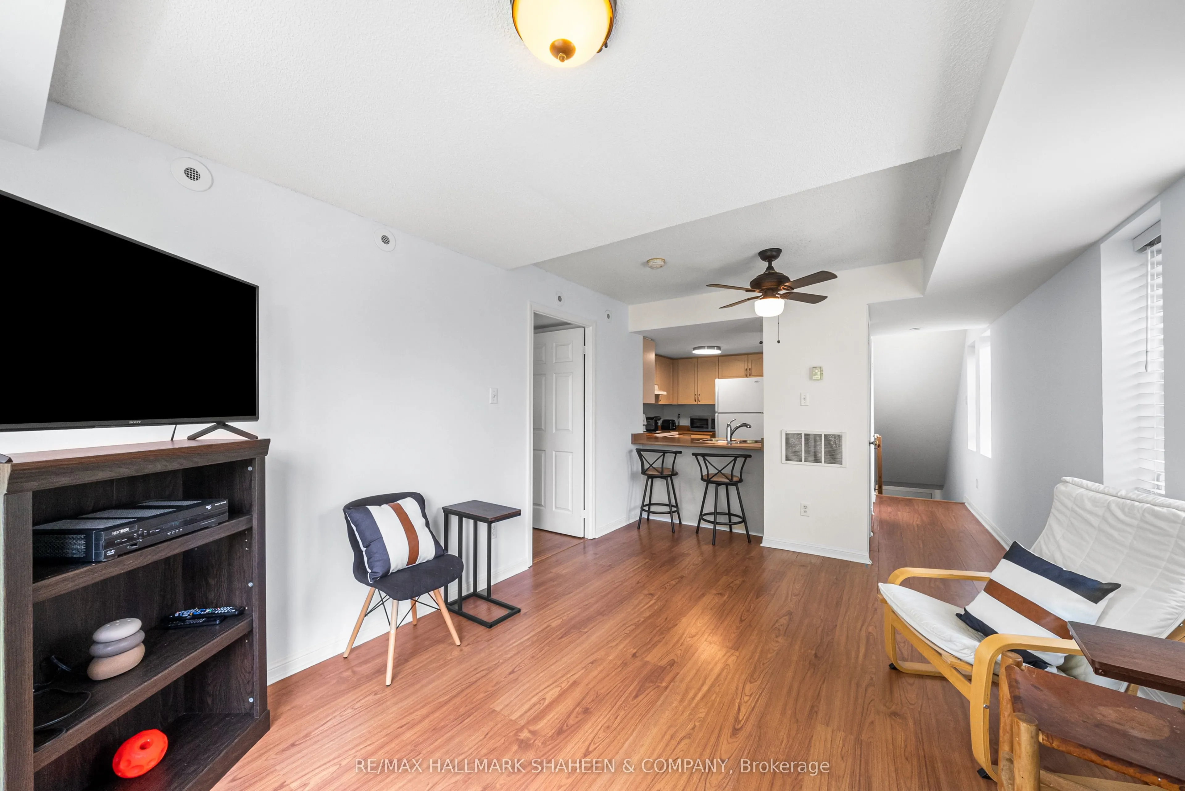 55 George Appleton Way, #2117