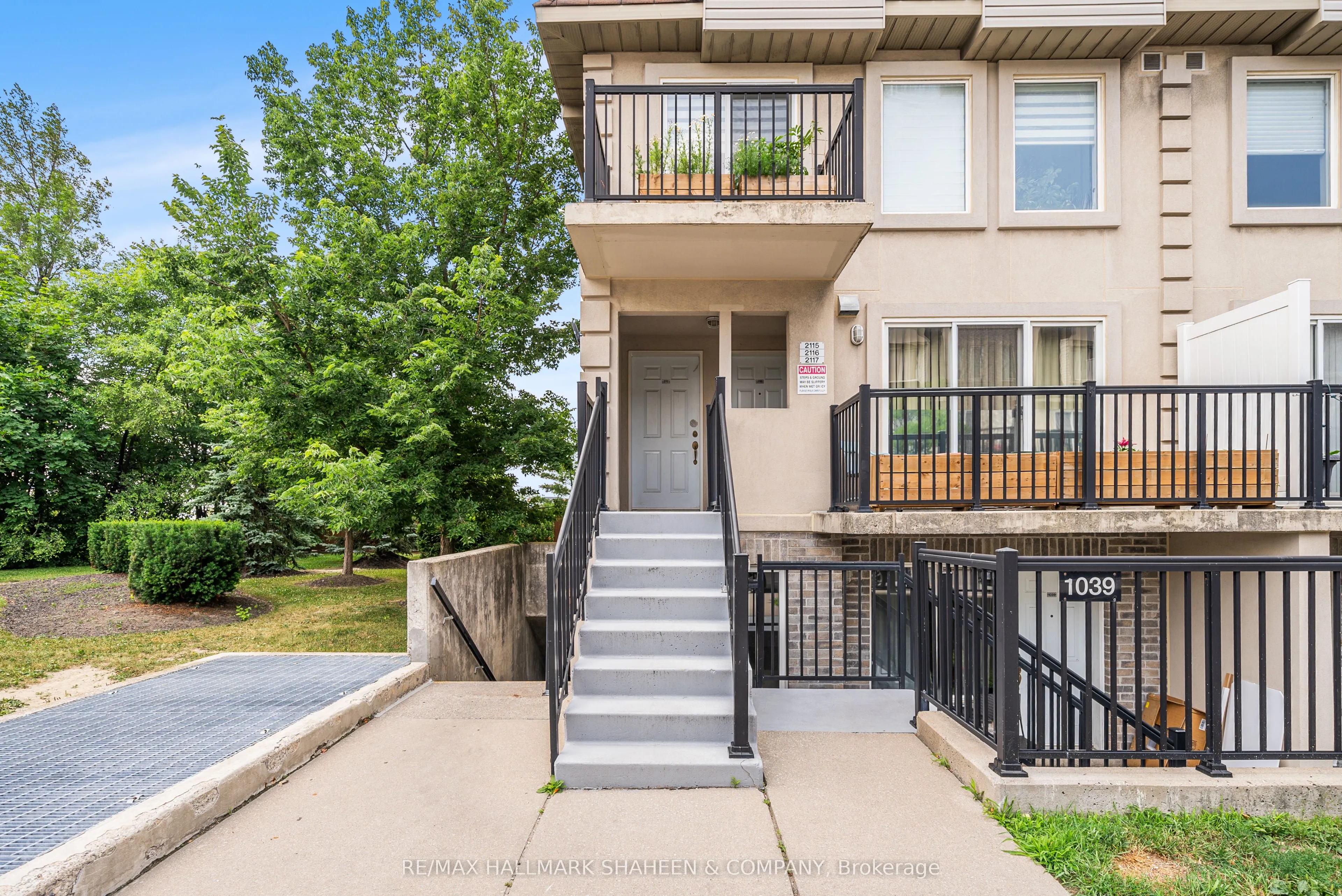 55 George Appleton Way, #2117
