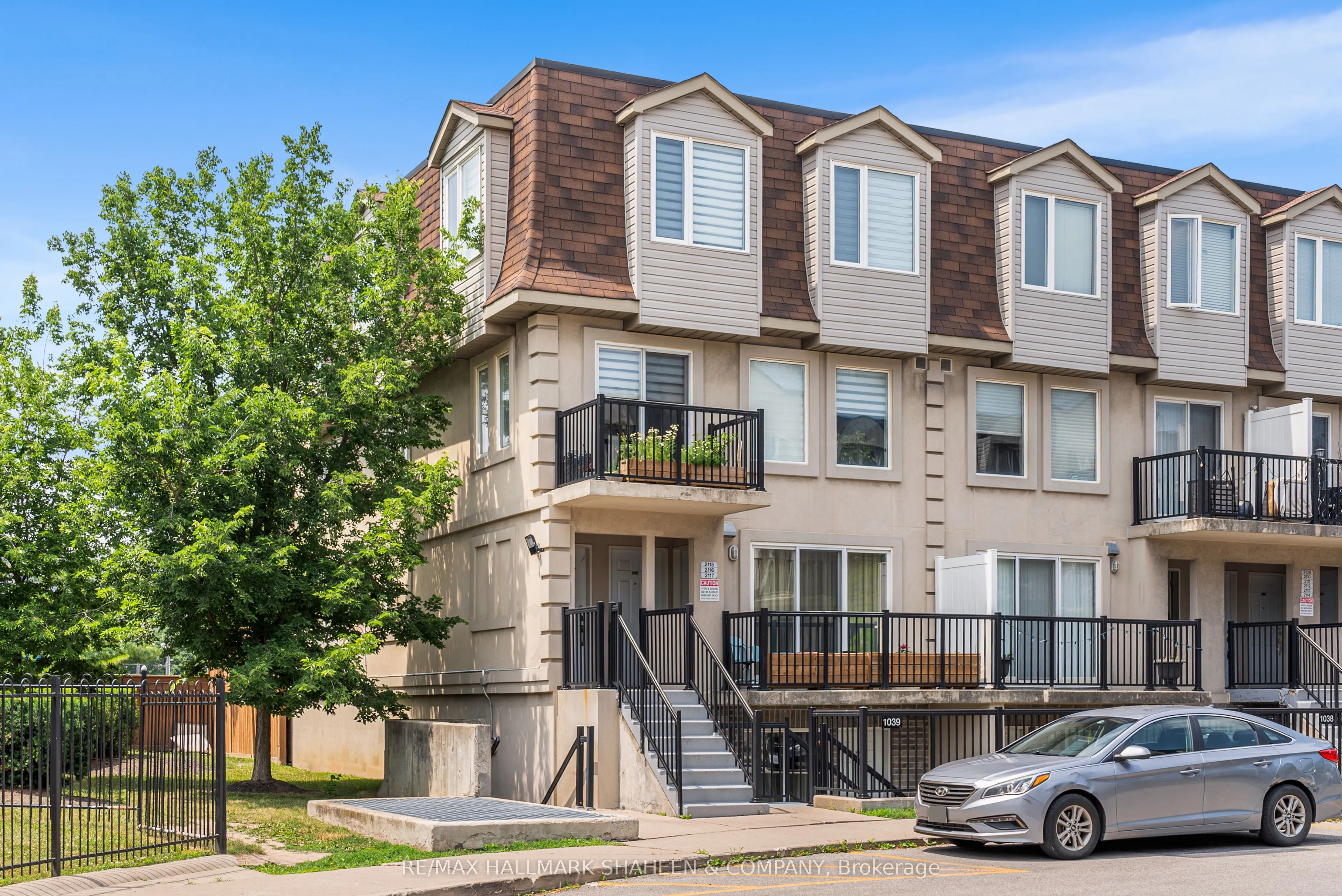 55 George Appleton Way, #2117