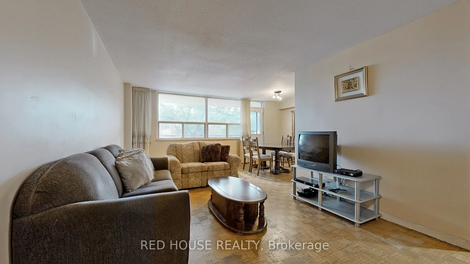 5 Frith Road, #206