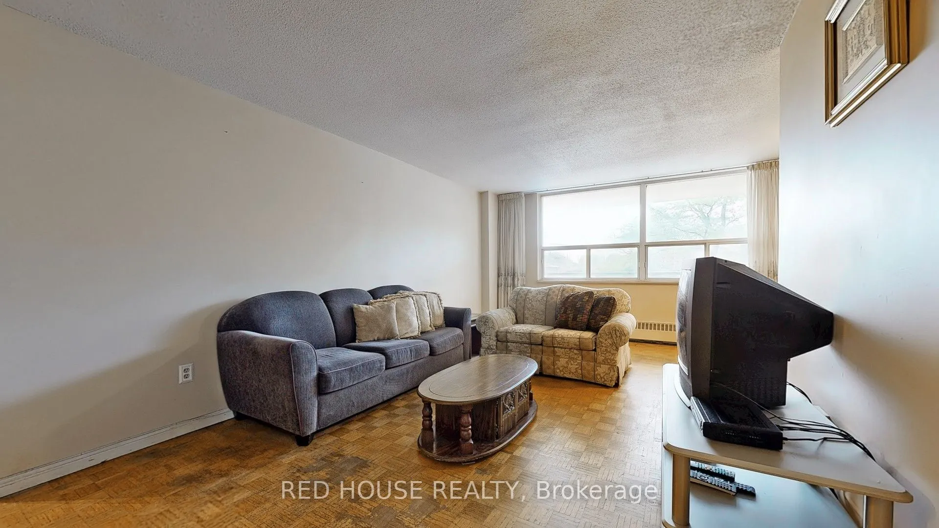 5 Frith Road, #206