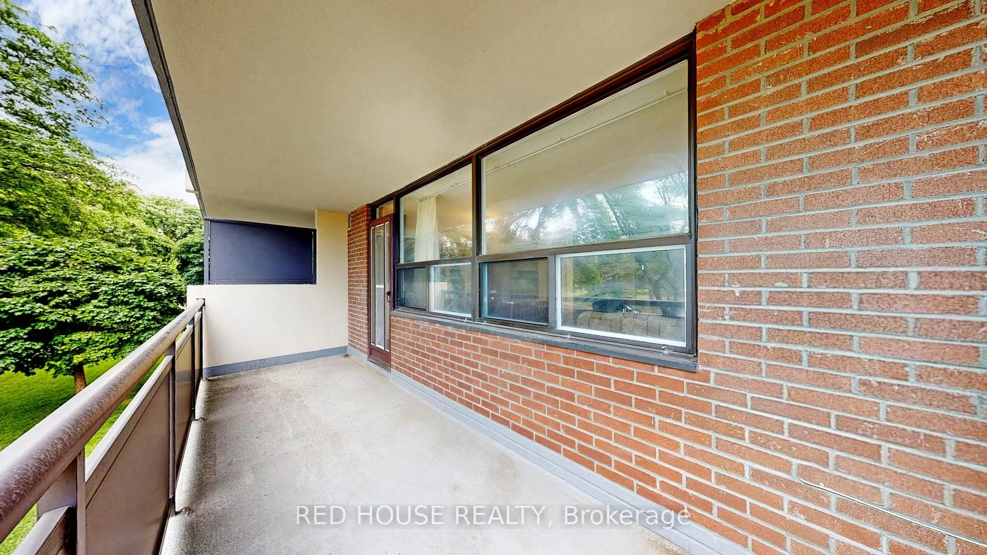 5 Frith Road, #206
