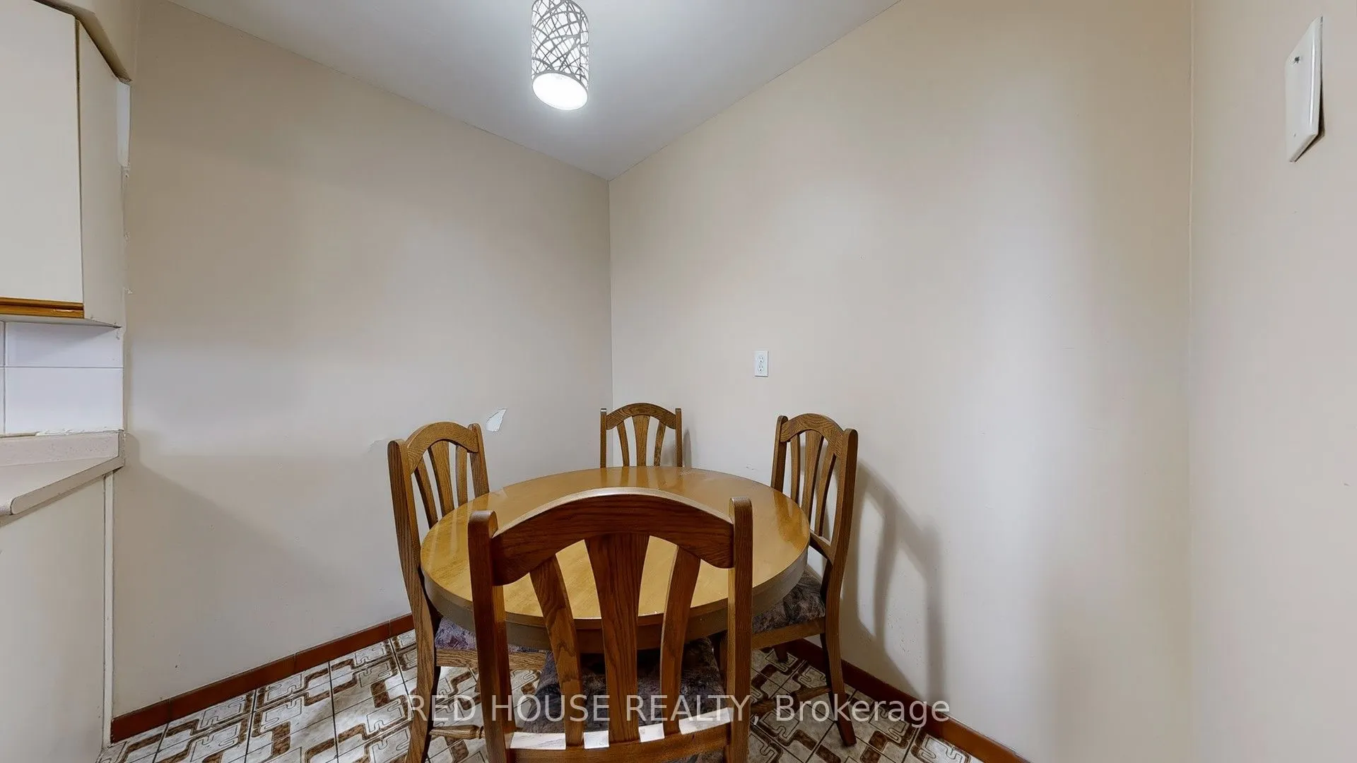 5 Frith Road, #206