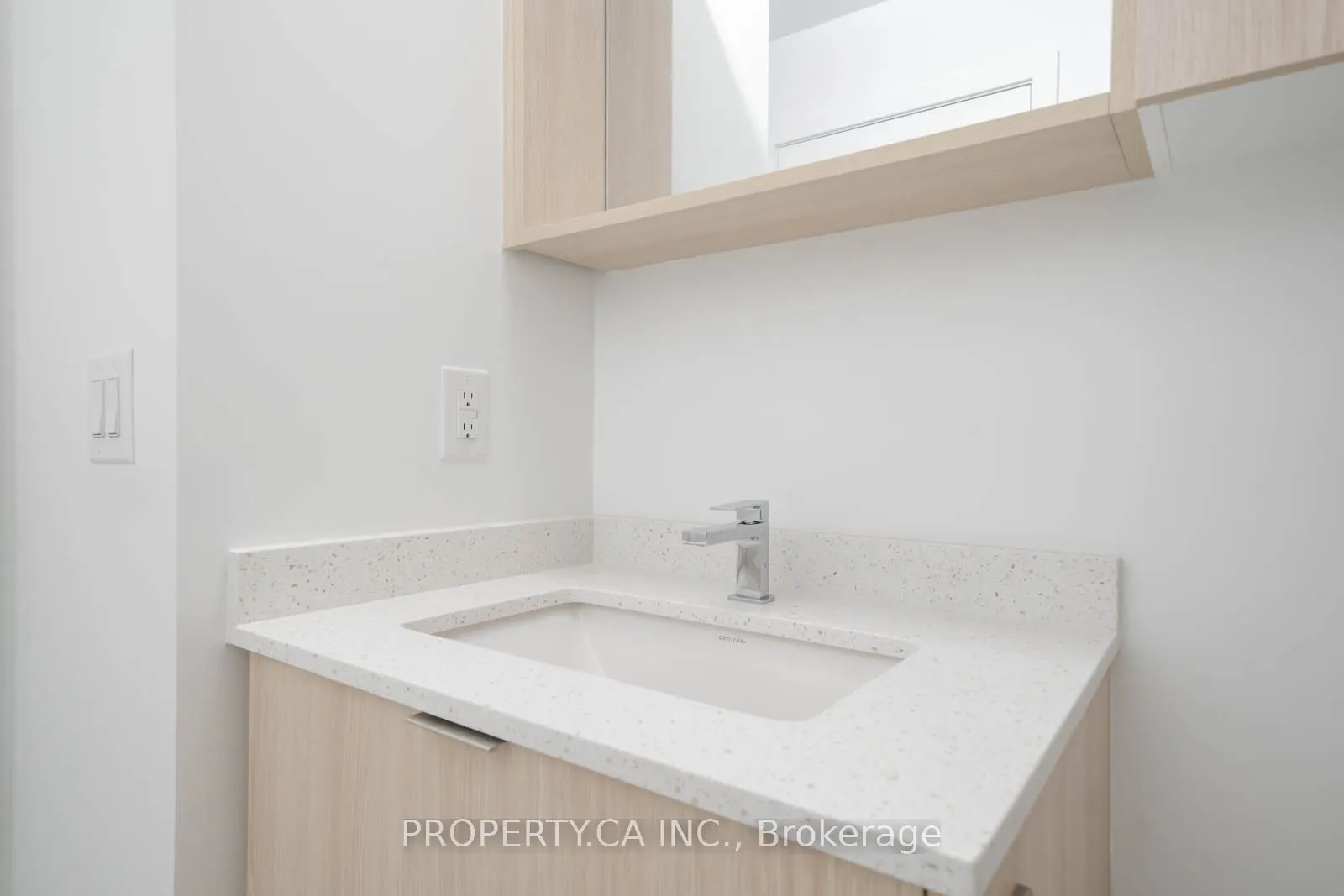 5105 Hurontario Street, #1406