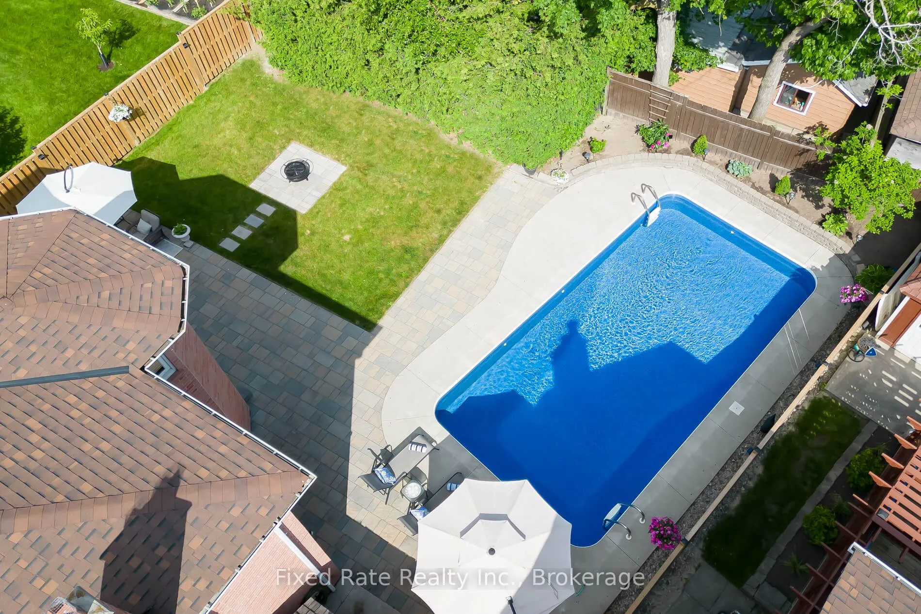 44 Sir Lancelot Court